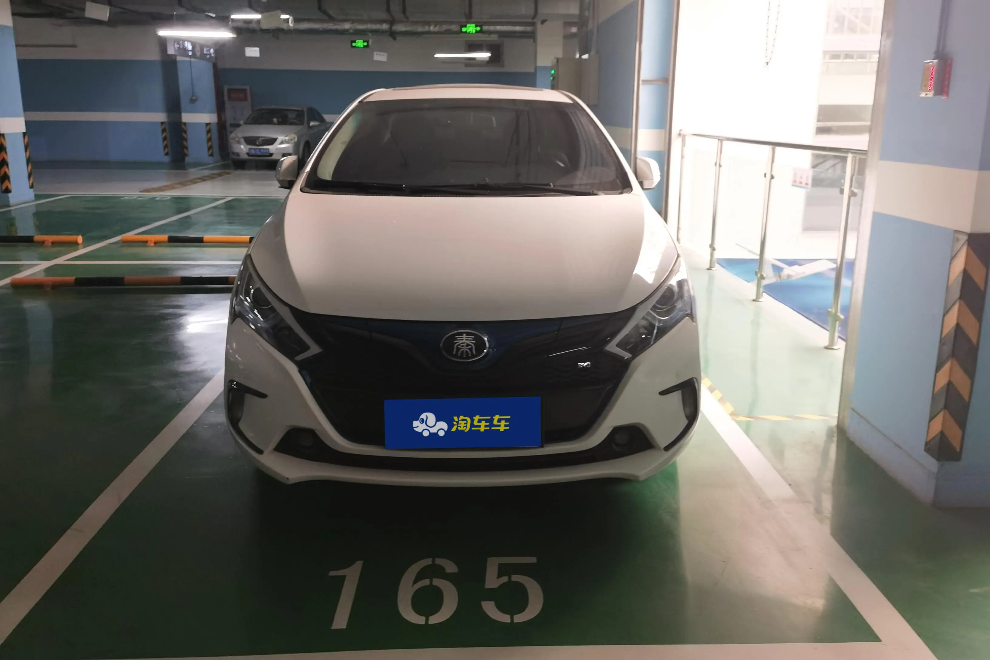 BYD QinEV  из Китая