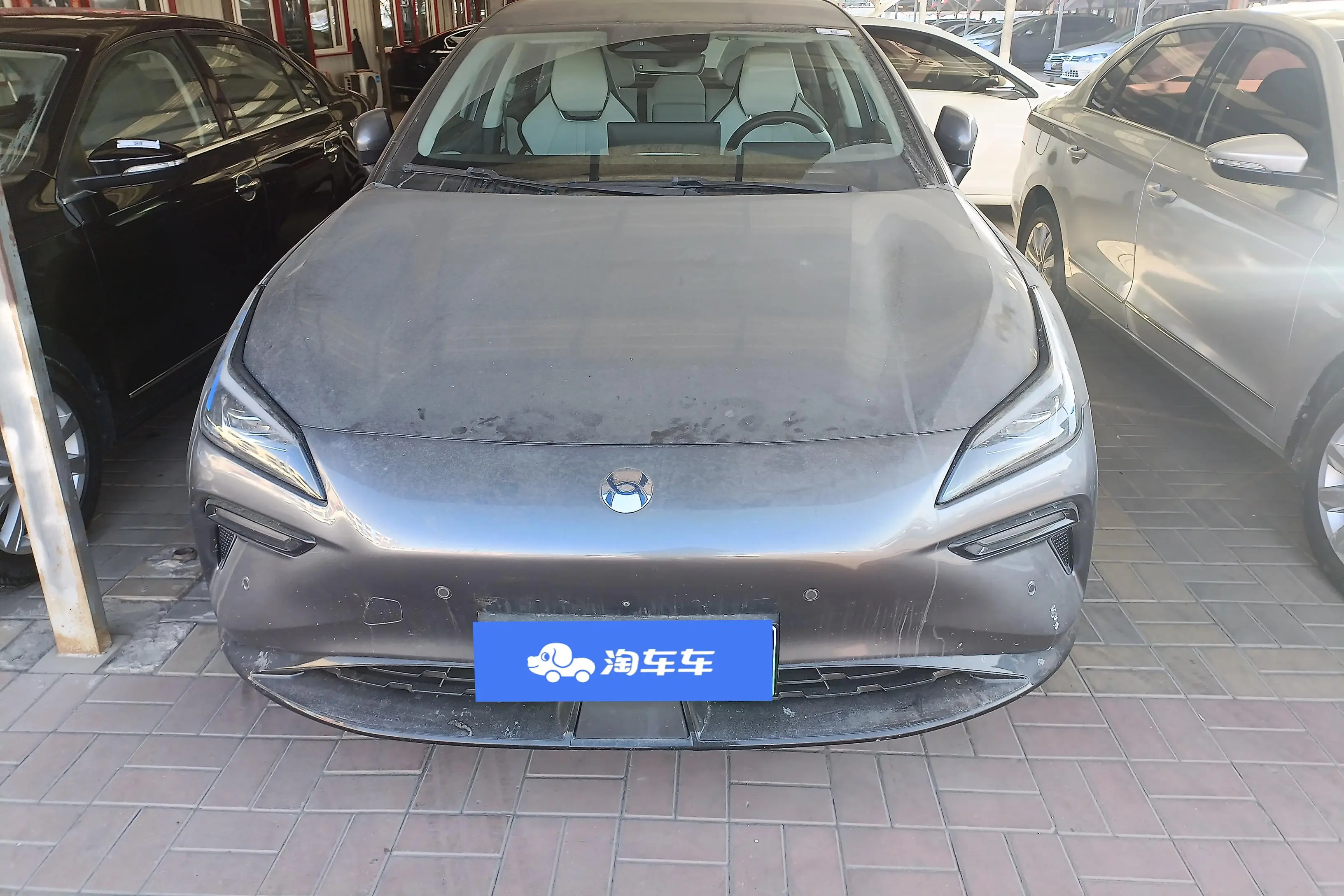 HYCAN Hechuang A06  из Китая