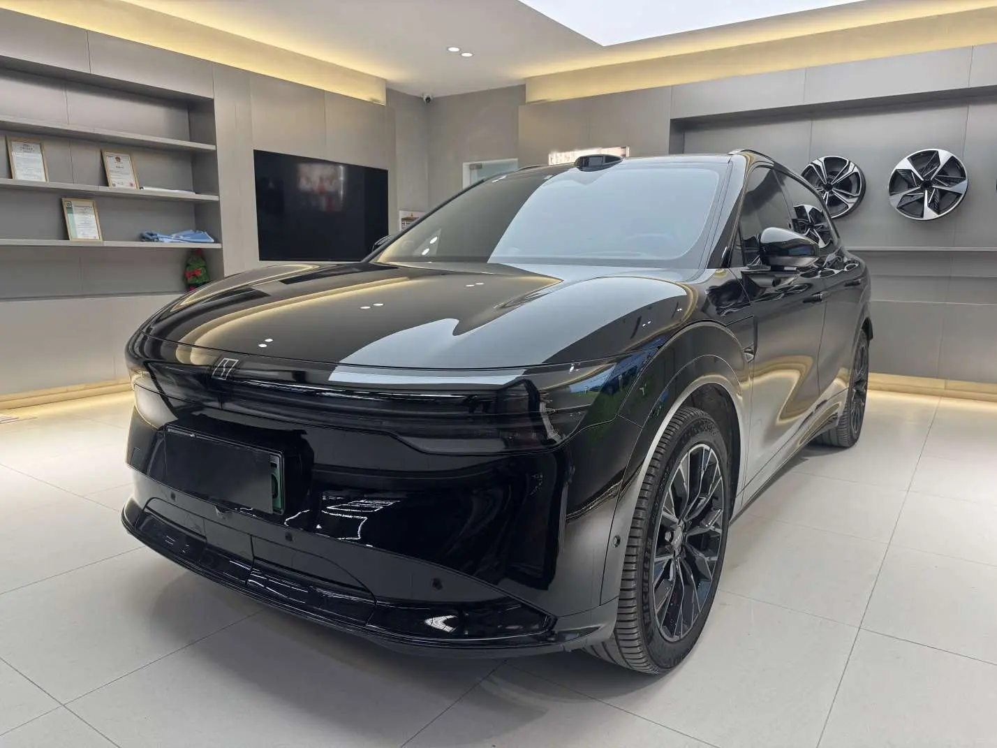 ZEEKR 7X  из Китая