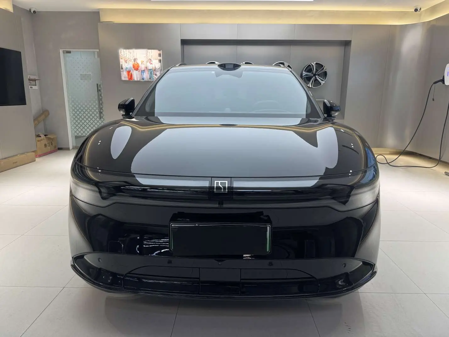 ZEEKR 7X  из Китая