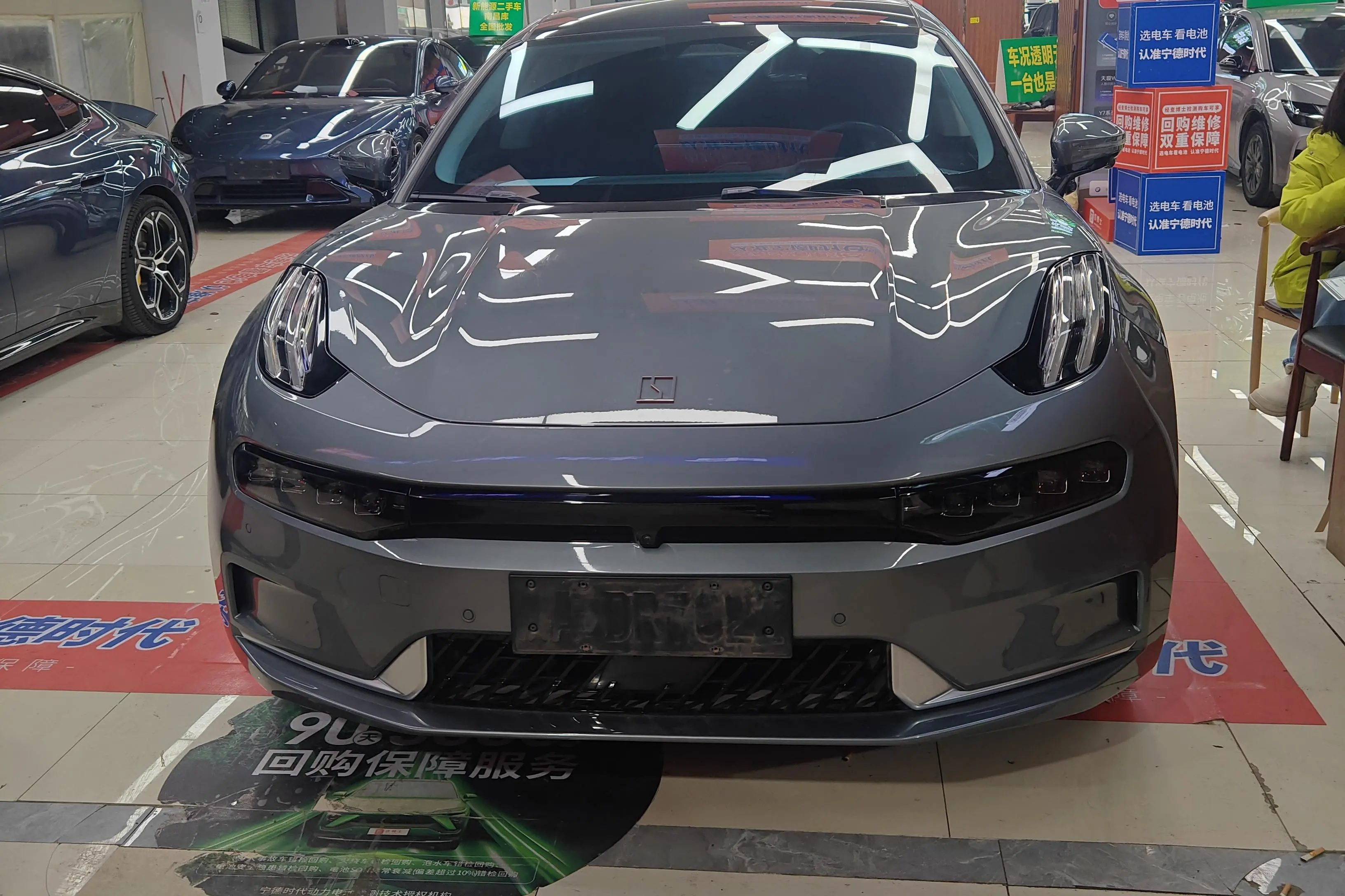 ZEEKR 001  из Китая