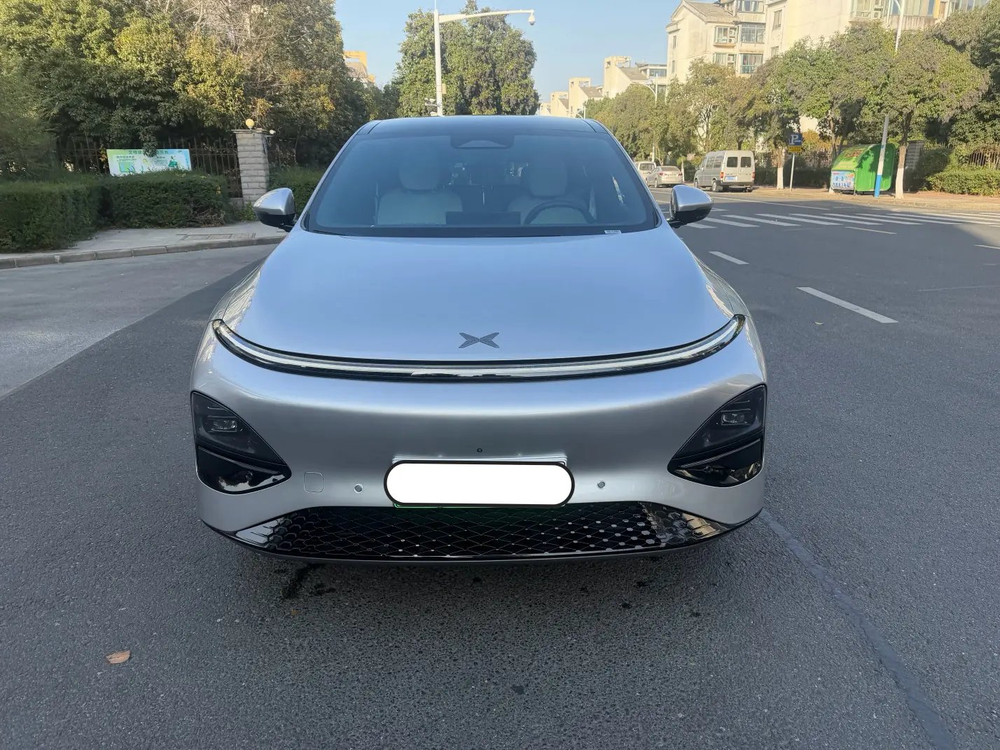 Xpeng G6  из Китая