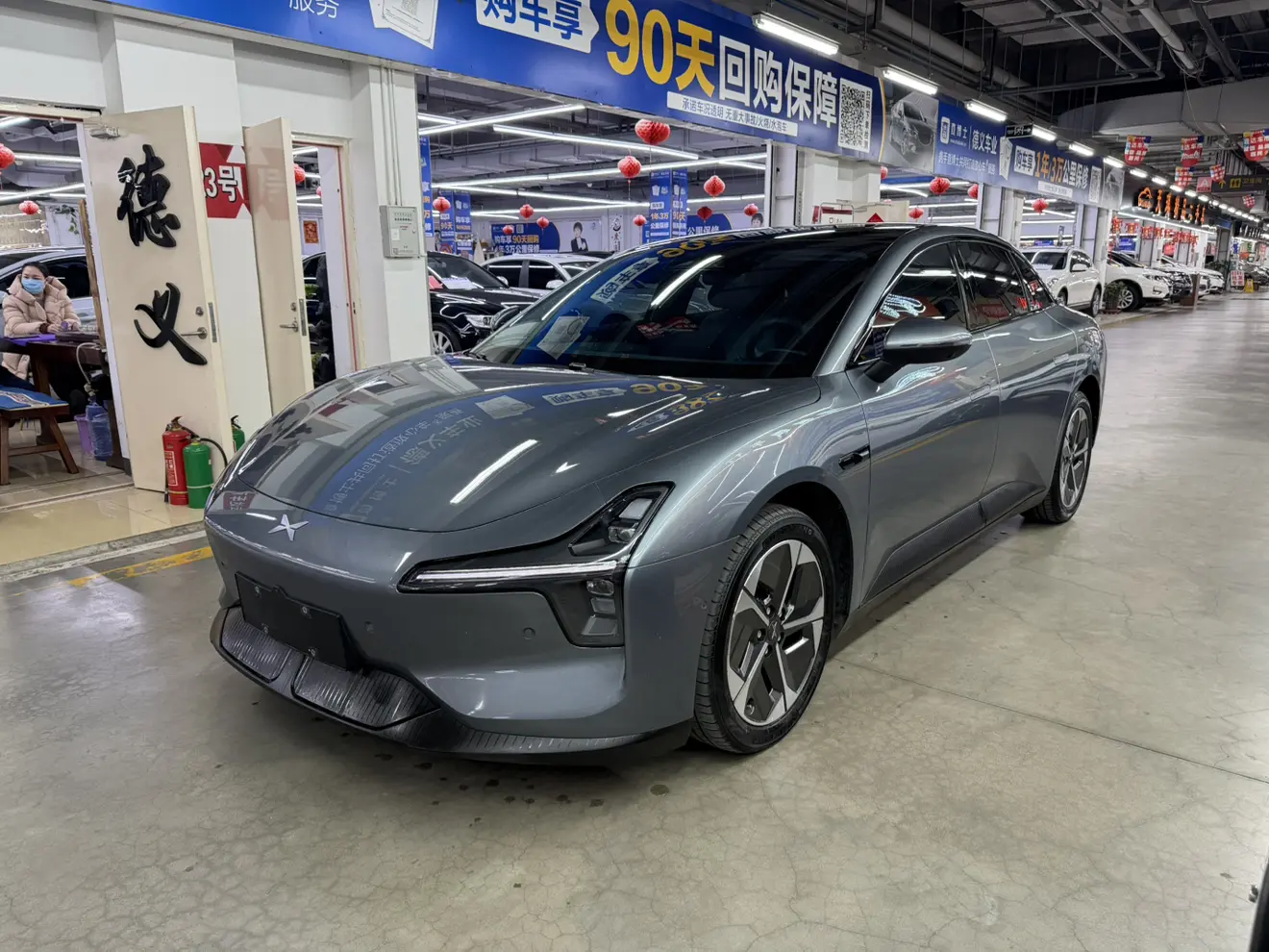 Xpeng Xiaopeng MONA M03  из Китая