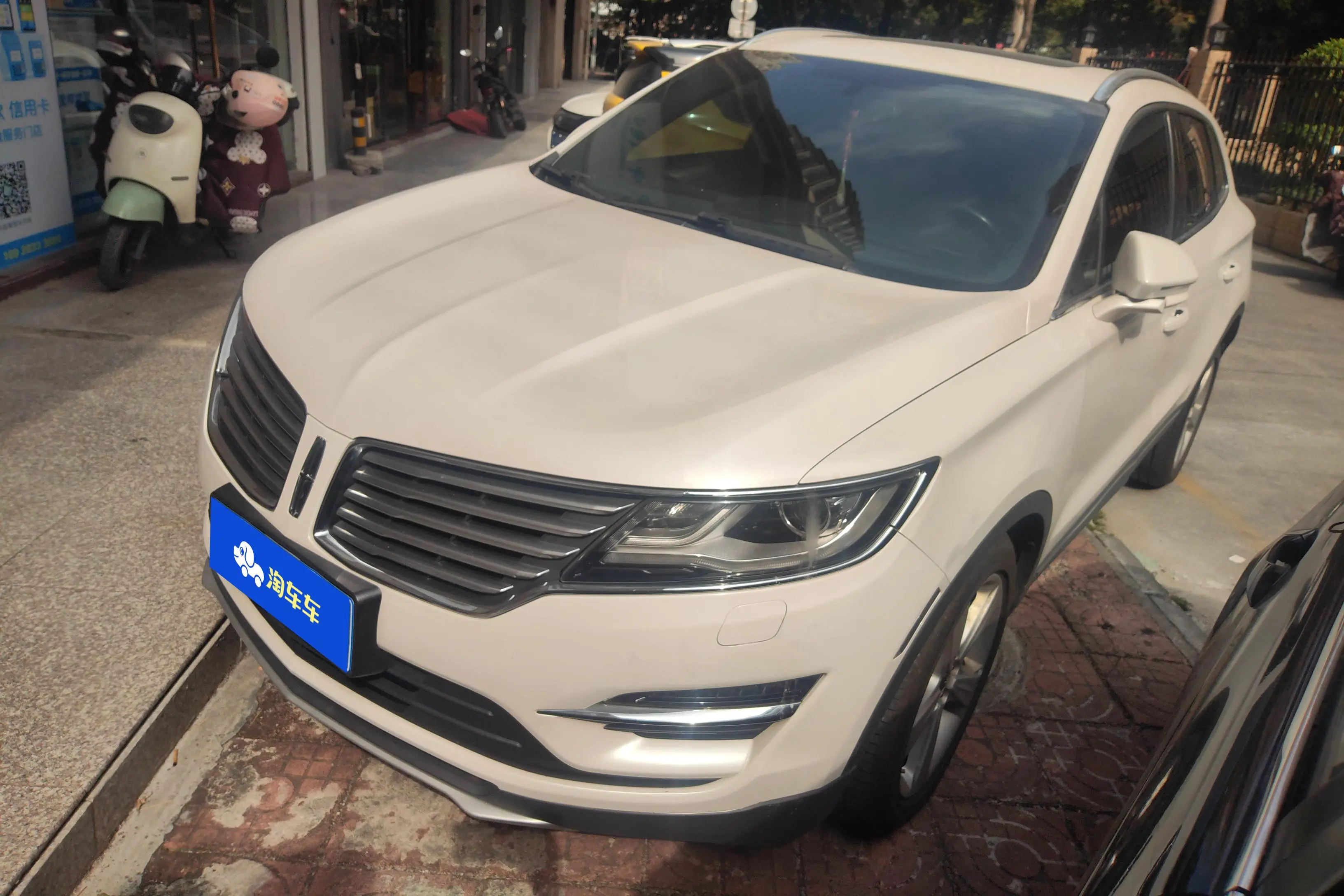Lincoln MKC