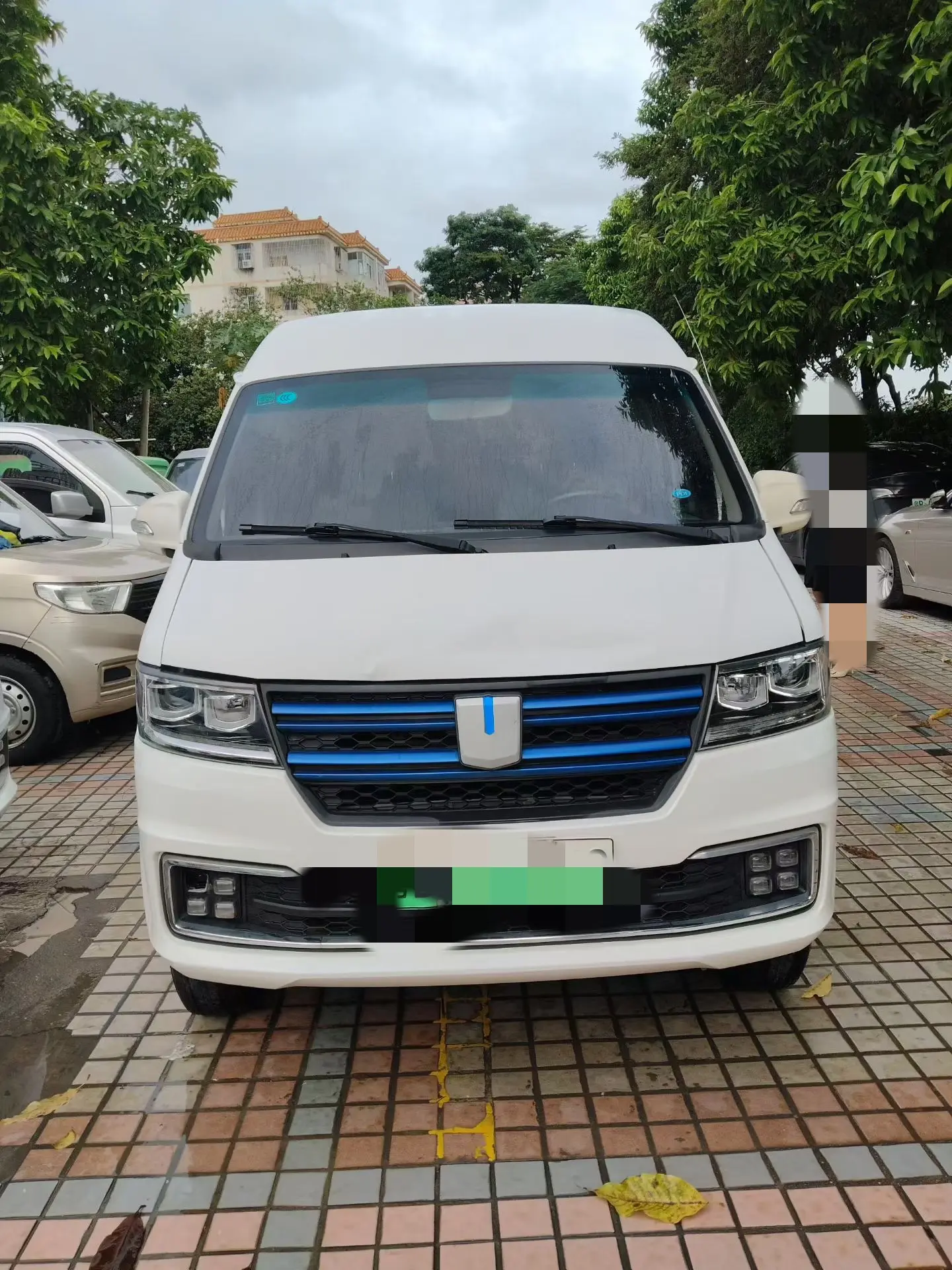 Remote E5  из Китая