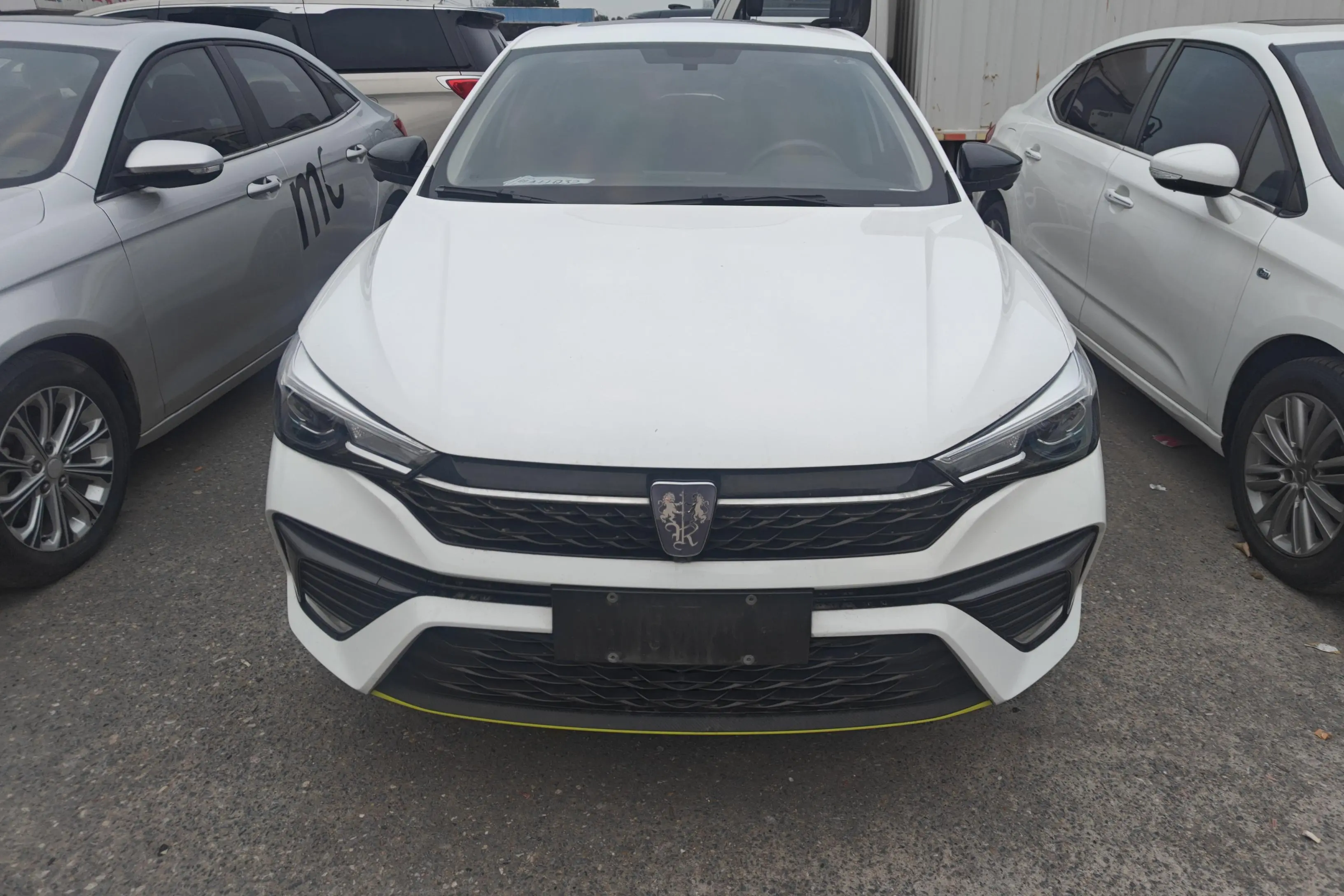Roewe i5  из Китая