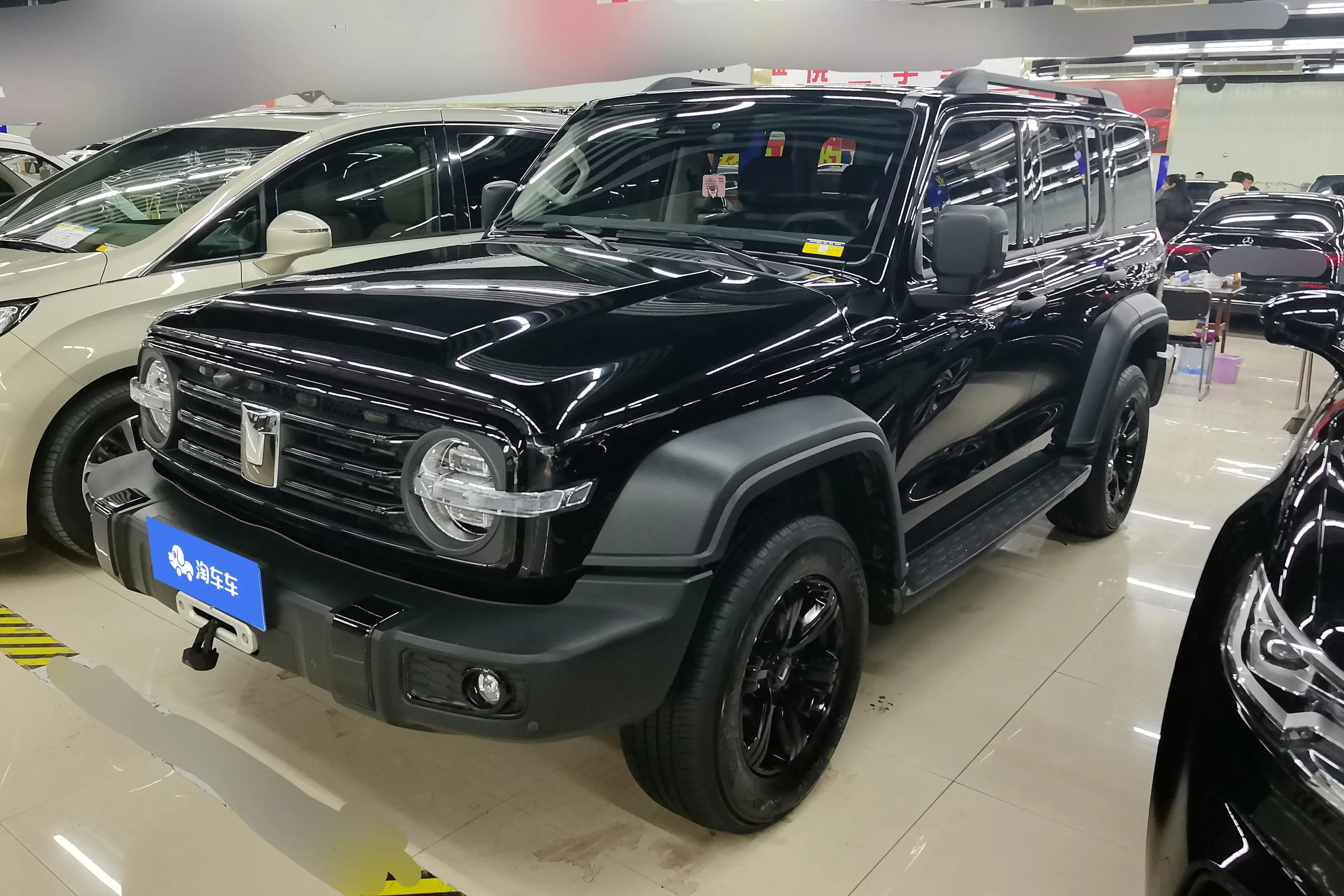 Tank 300  из Китая