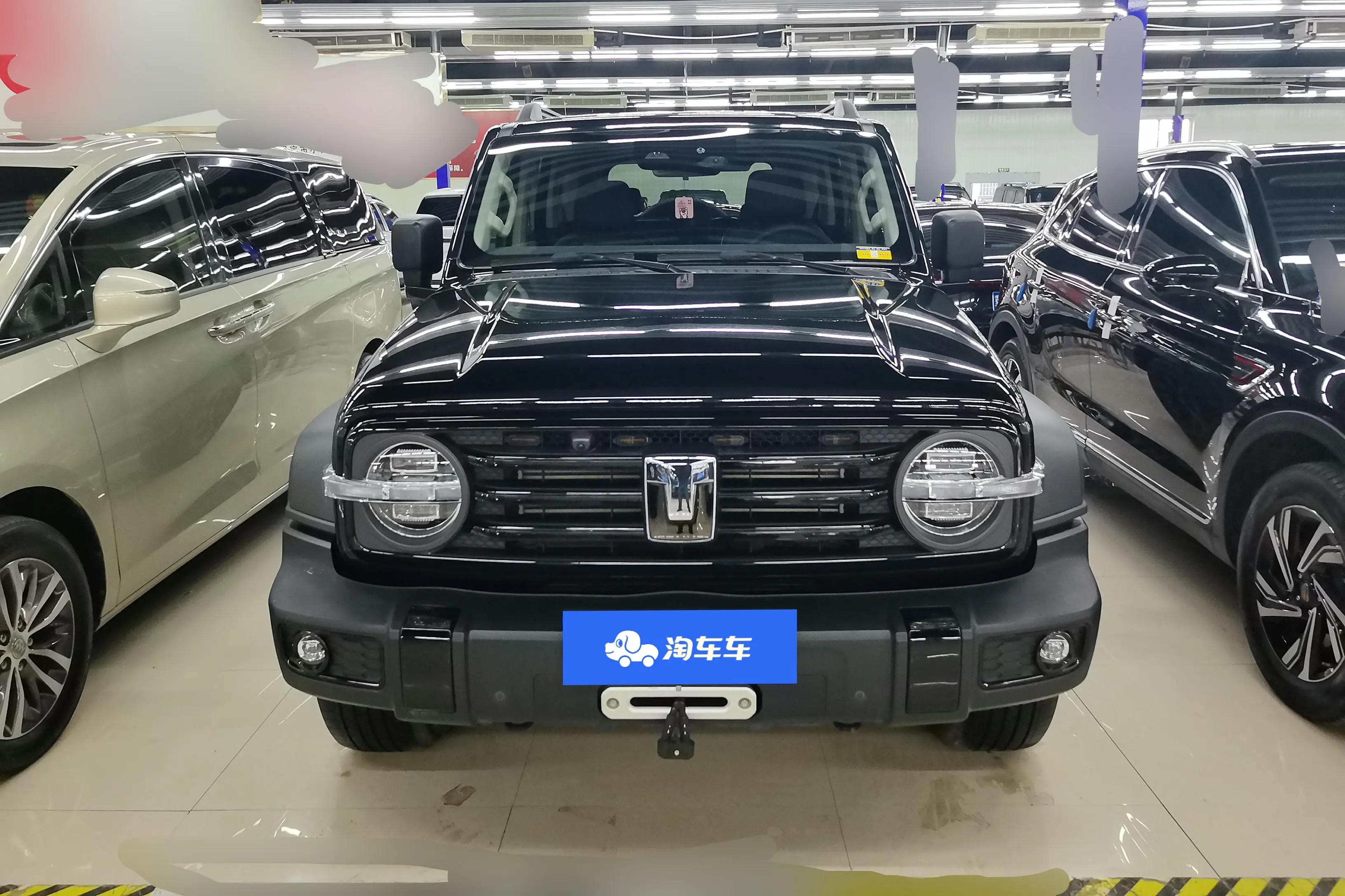 Tank 300  из Китая