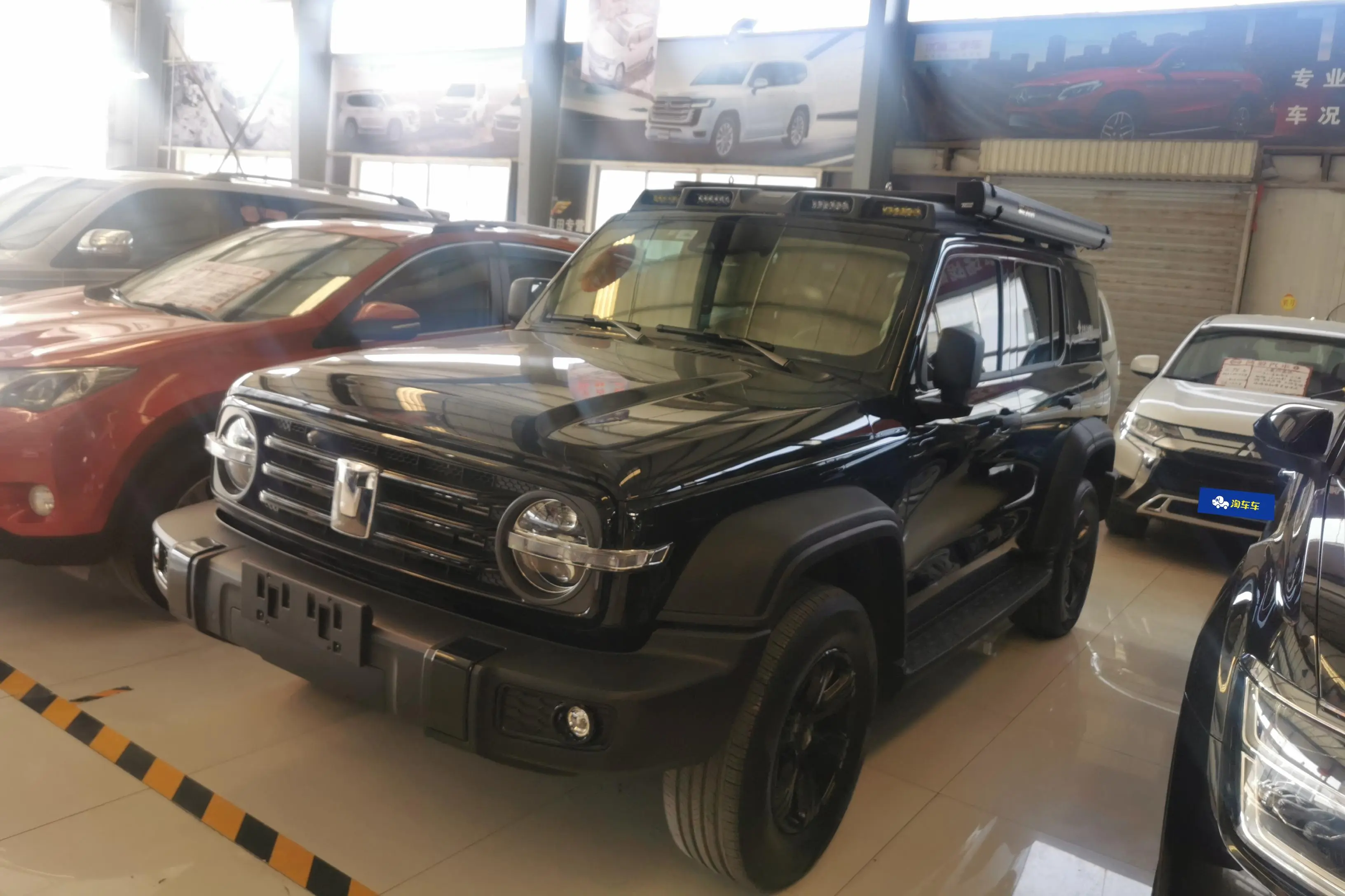 Tank 300  из Китая