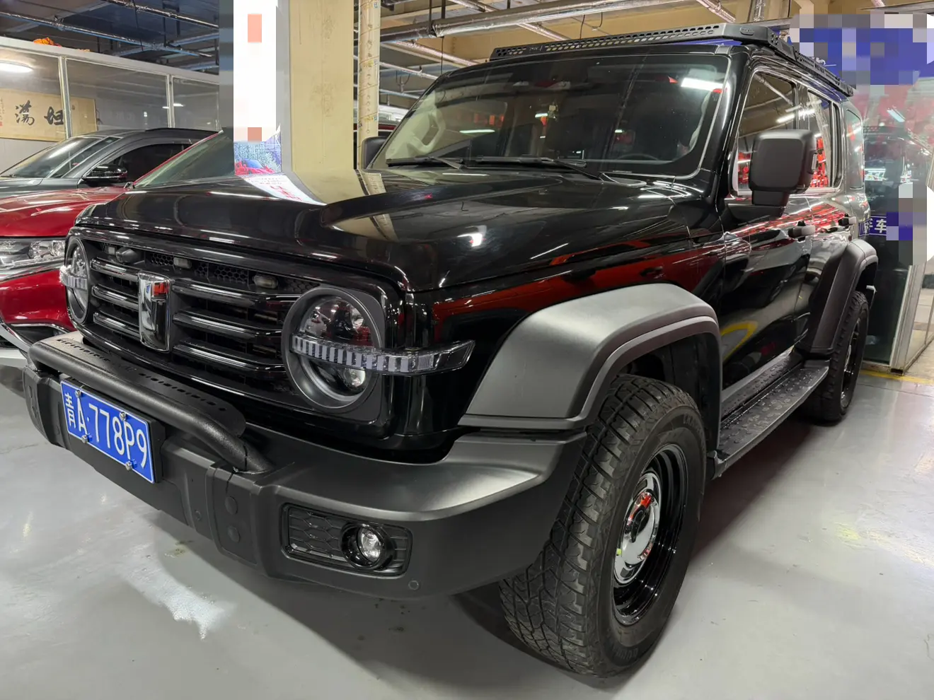 Tank 300  из Китая