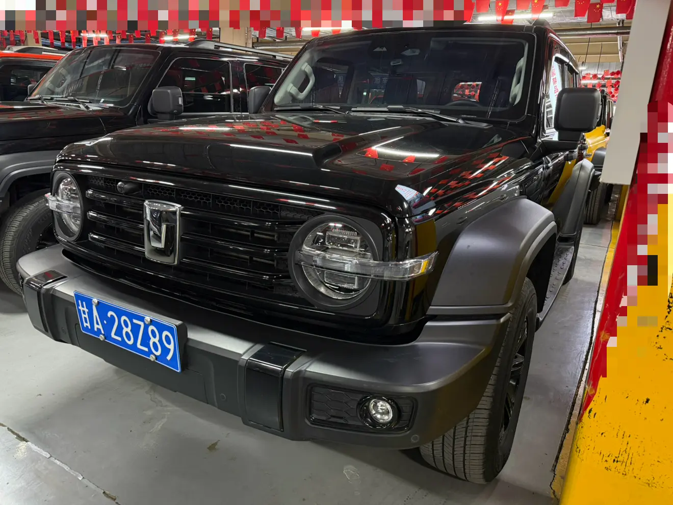 Tank 300  из Китая