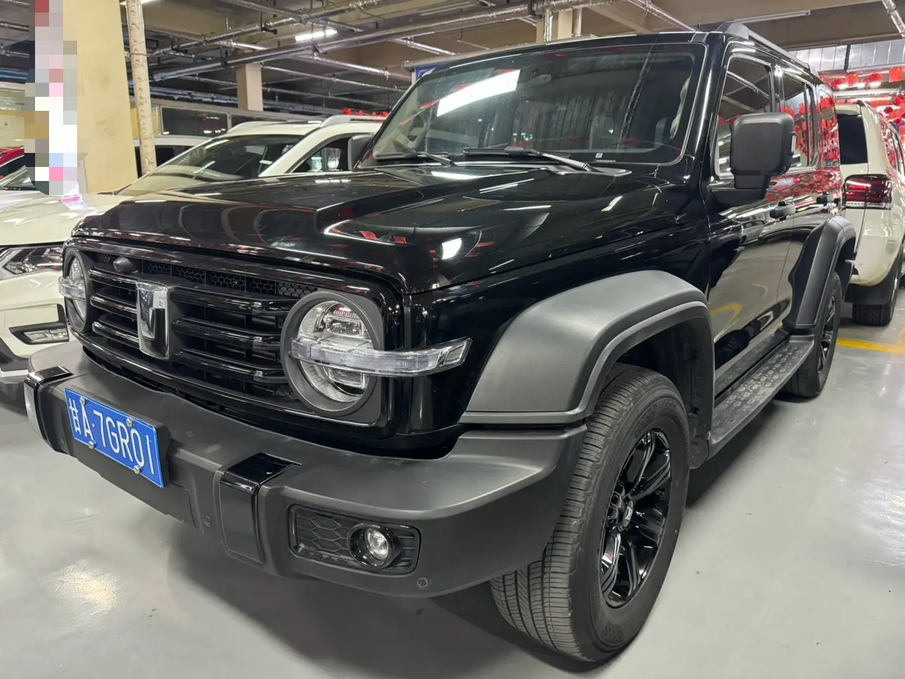 Tank 300  из Китая