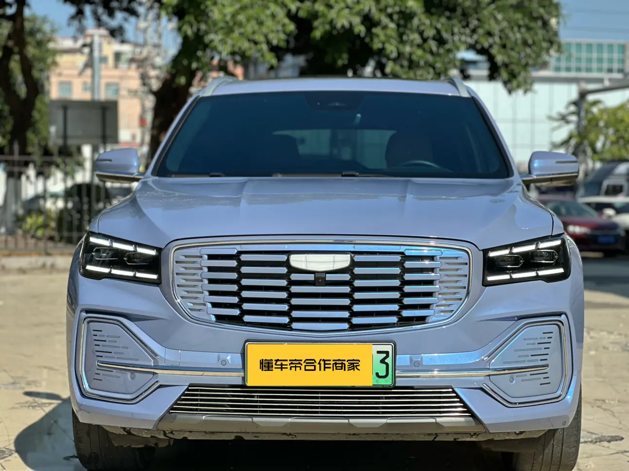 Geely Monjaro (extended range electric version) (Xingyue L extended range electric version)  из Китая