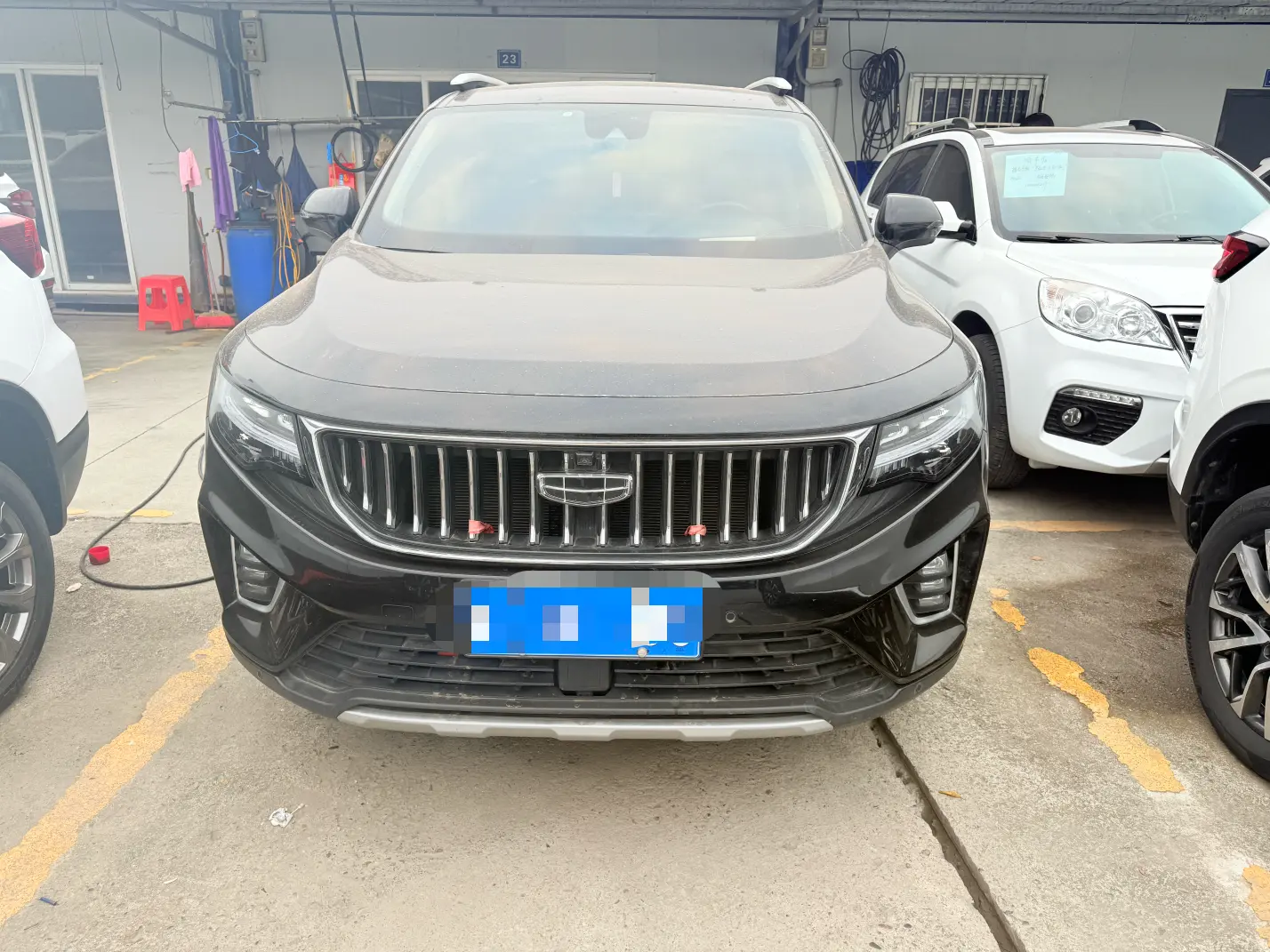 Geely Okavango  из Китая