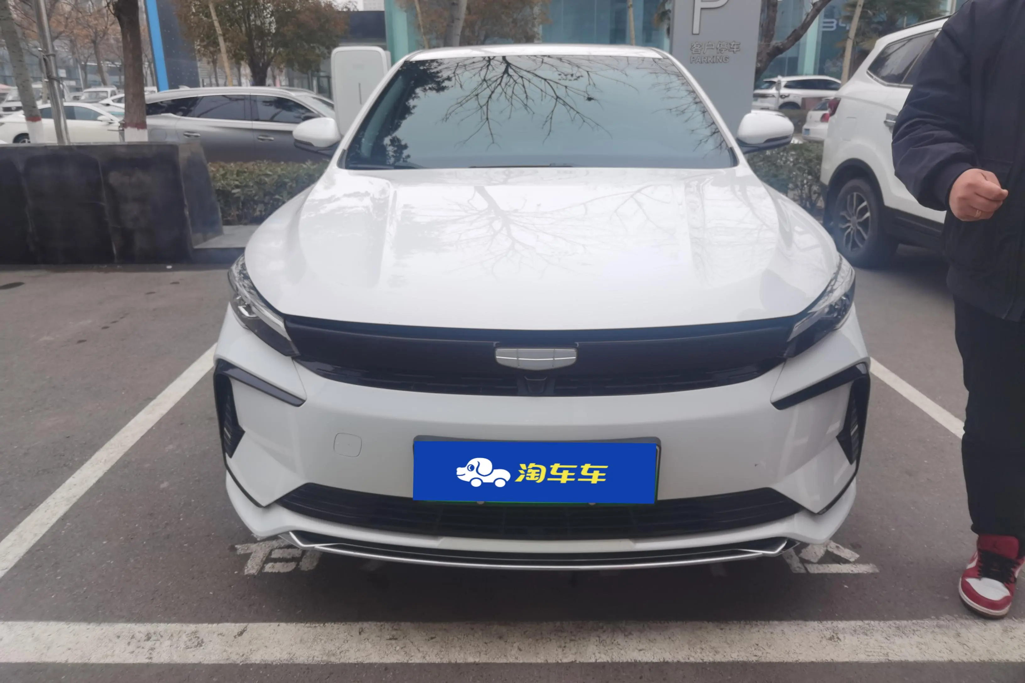 Geely Emgrand L HiP  из Китая