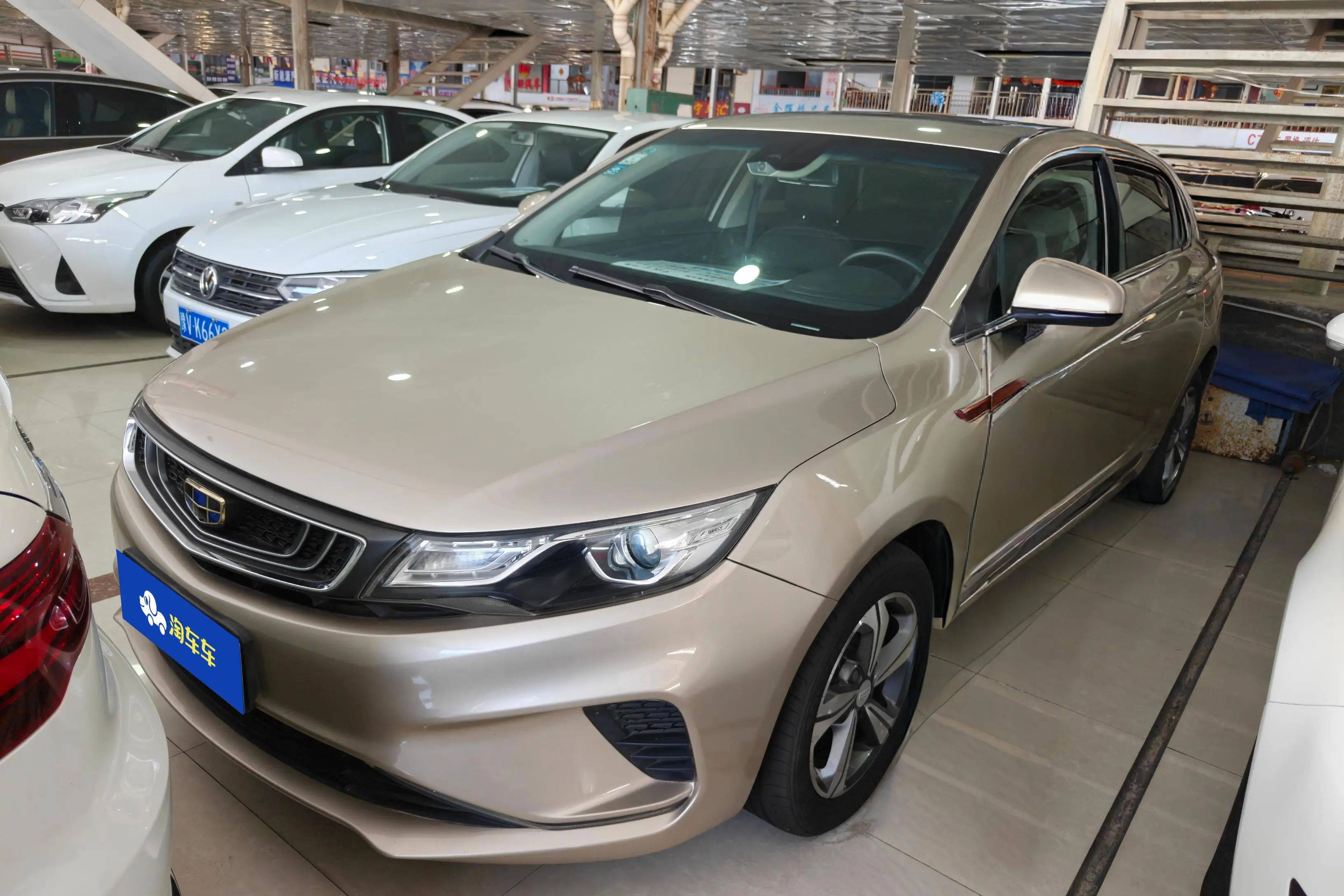 Geely Emgrand GL  из Китая