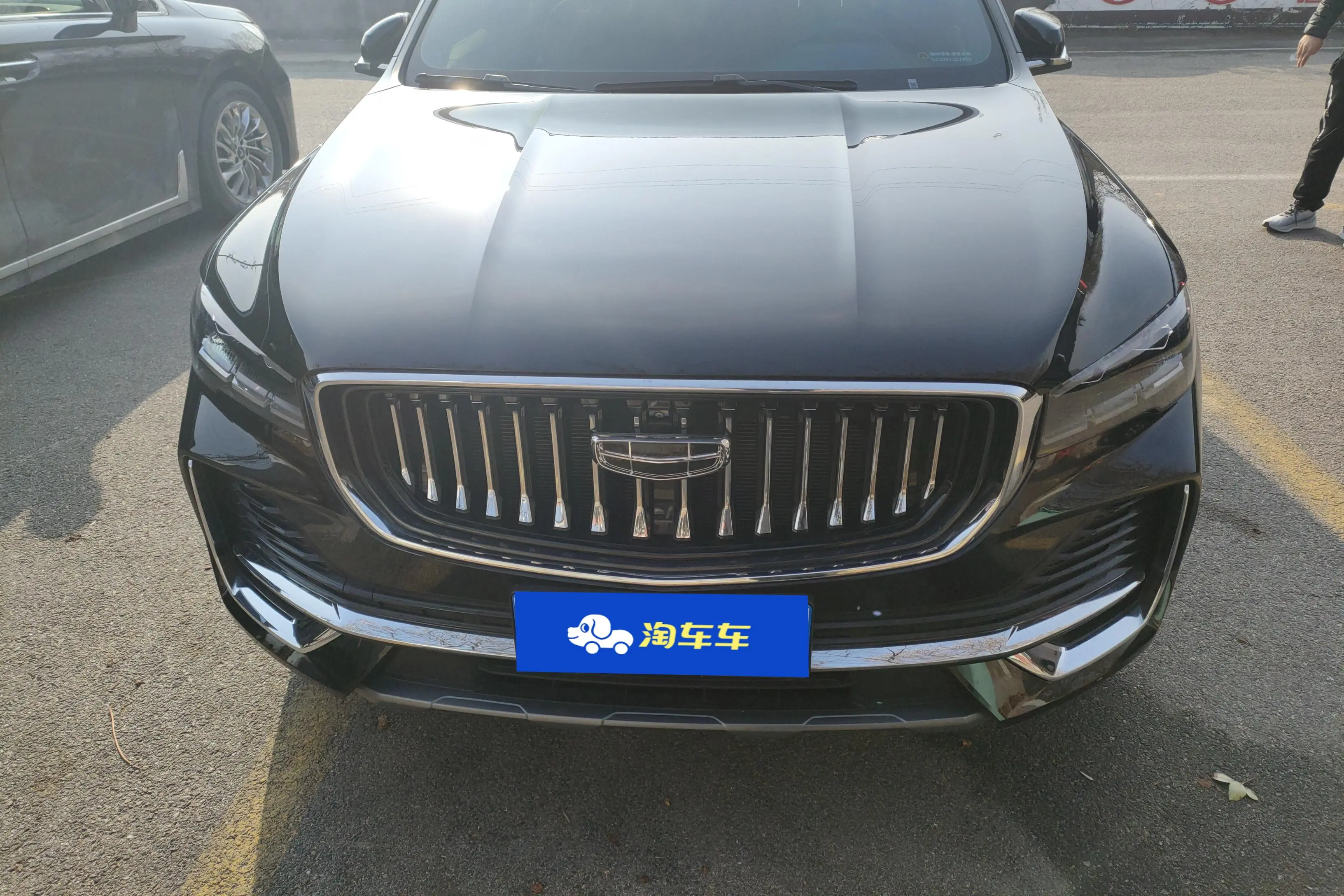 Geely Monjaro (Xingyue L)  из Китая