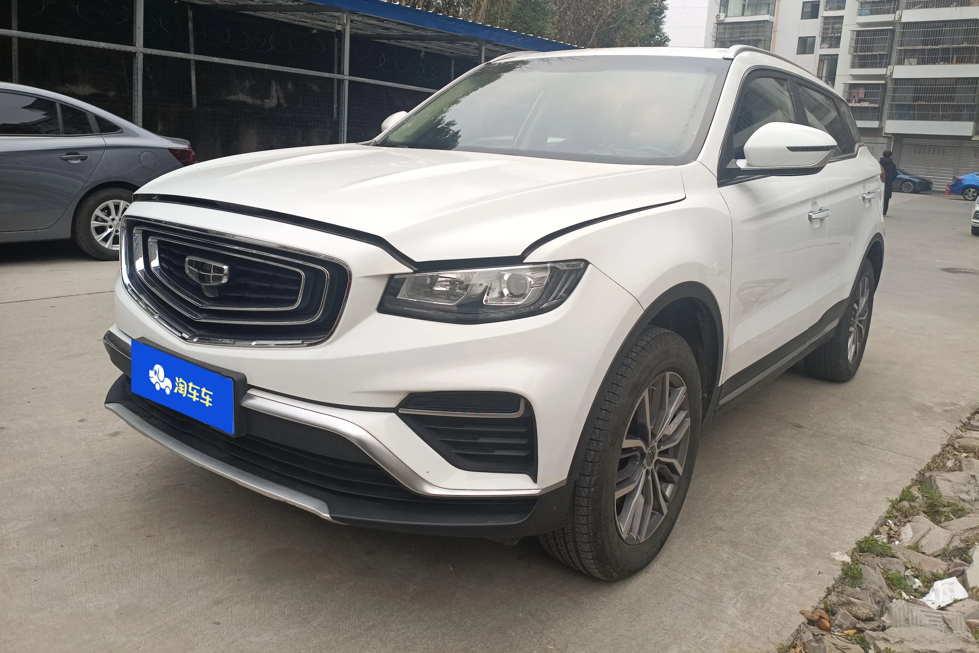 Geely Atlas (Boyue)  из Китая