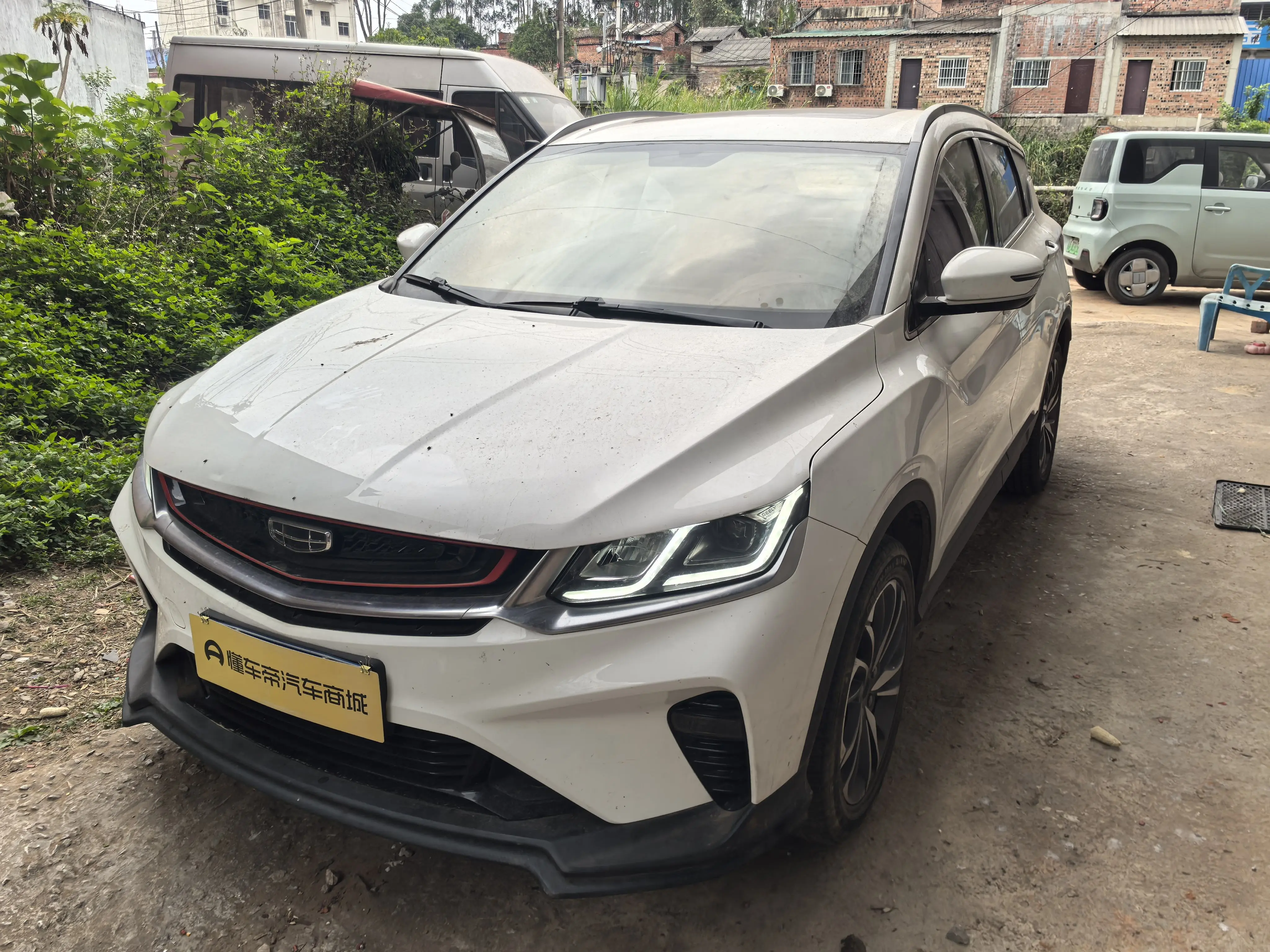 Geely Coolray SX11 (Binyue)  из Китая