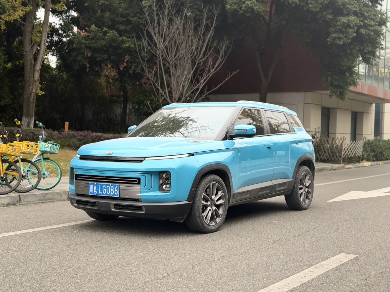 Geely ICON  из Китая