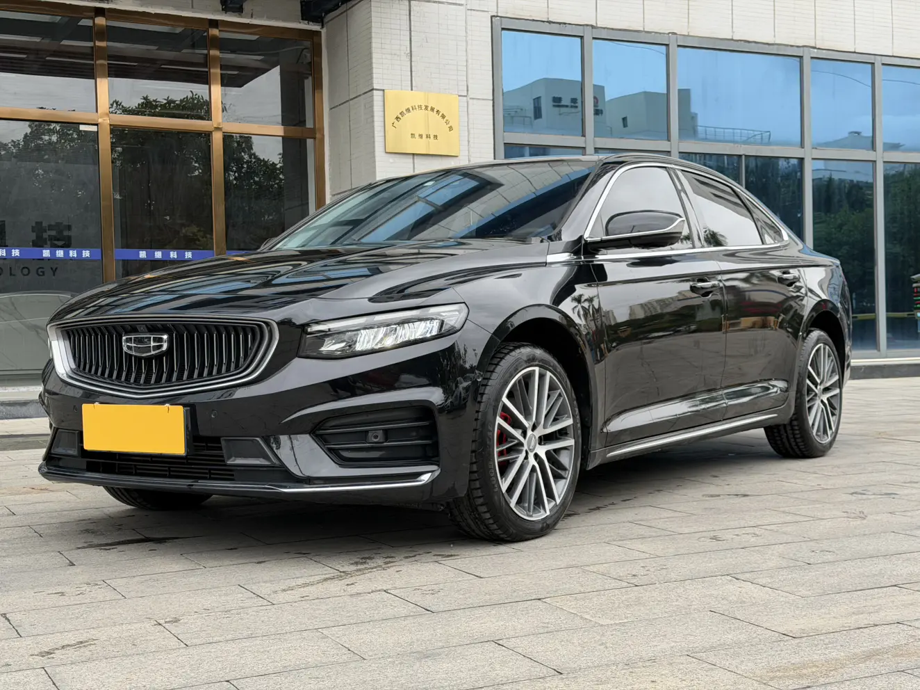 Geely Xing Rui  из Китая