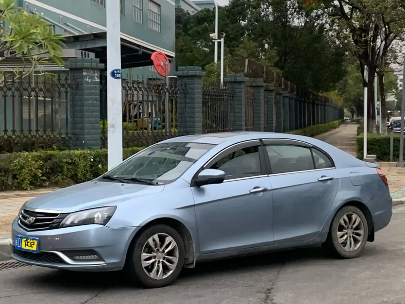 Geely Emgrand  из Китая