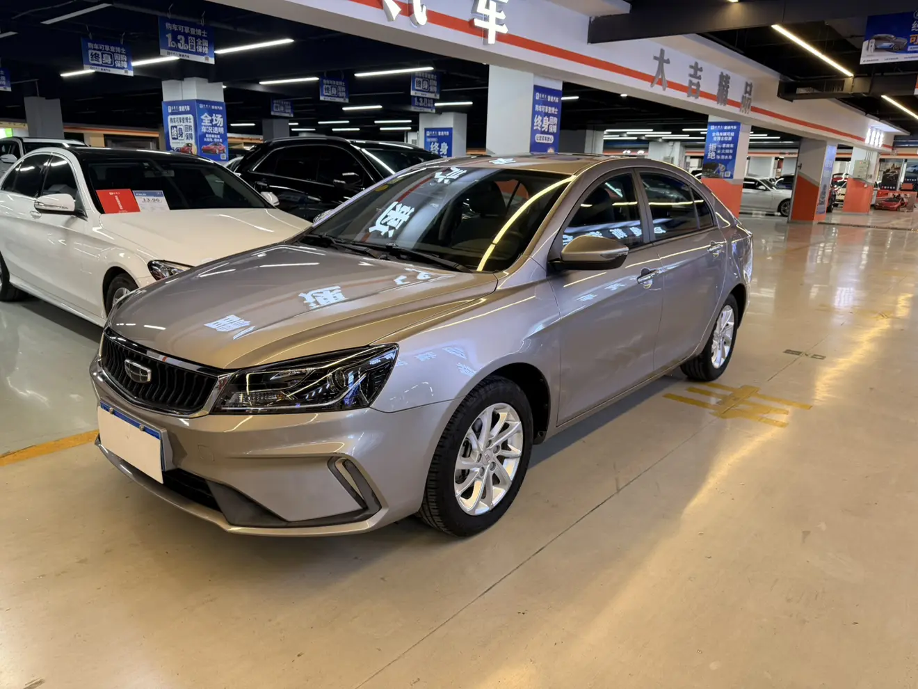 Geely Emgrand  из Китая