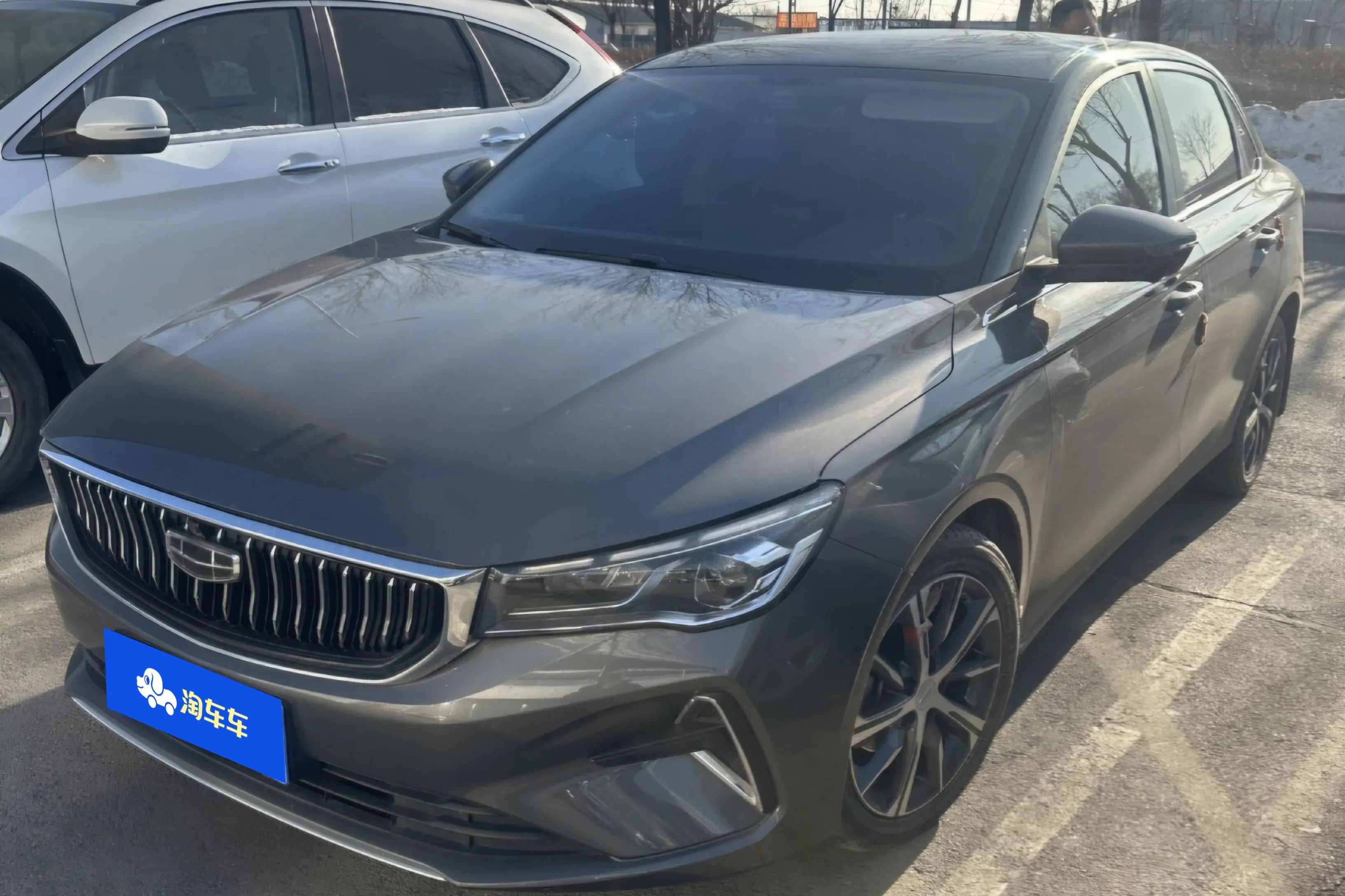 Geely Emgrand  из Китая