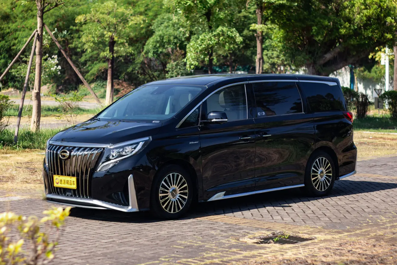 GAC Trumpchi M8  из Китая