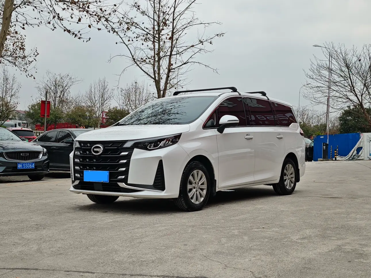 GAC Trumpchi M6  из Китая