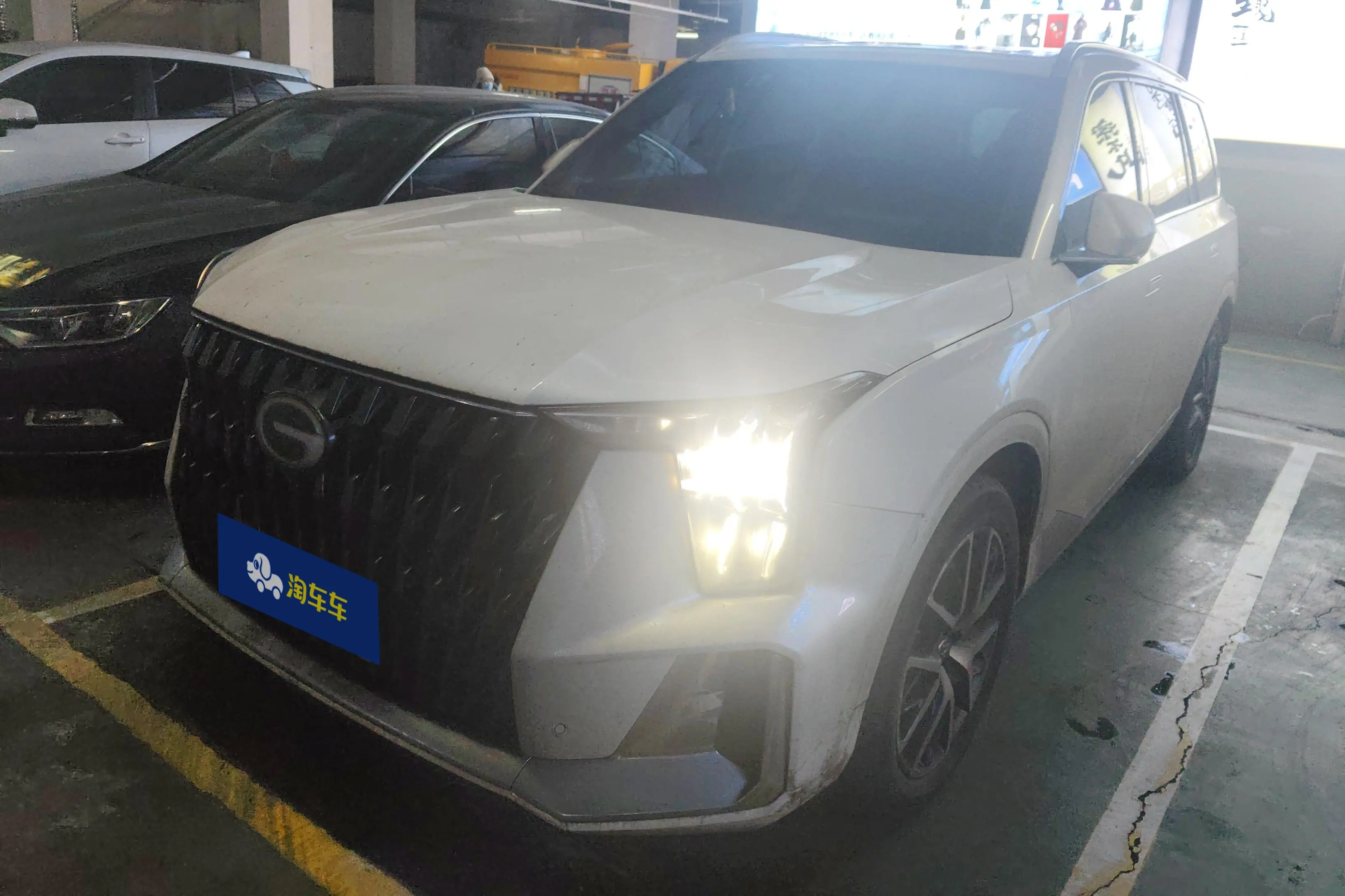 GAC Trumpchi GS8  из Китая