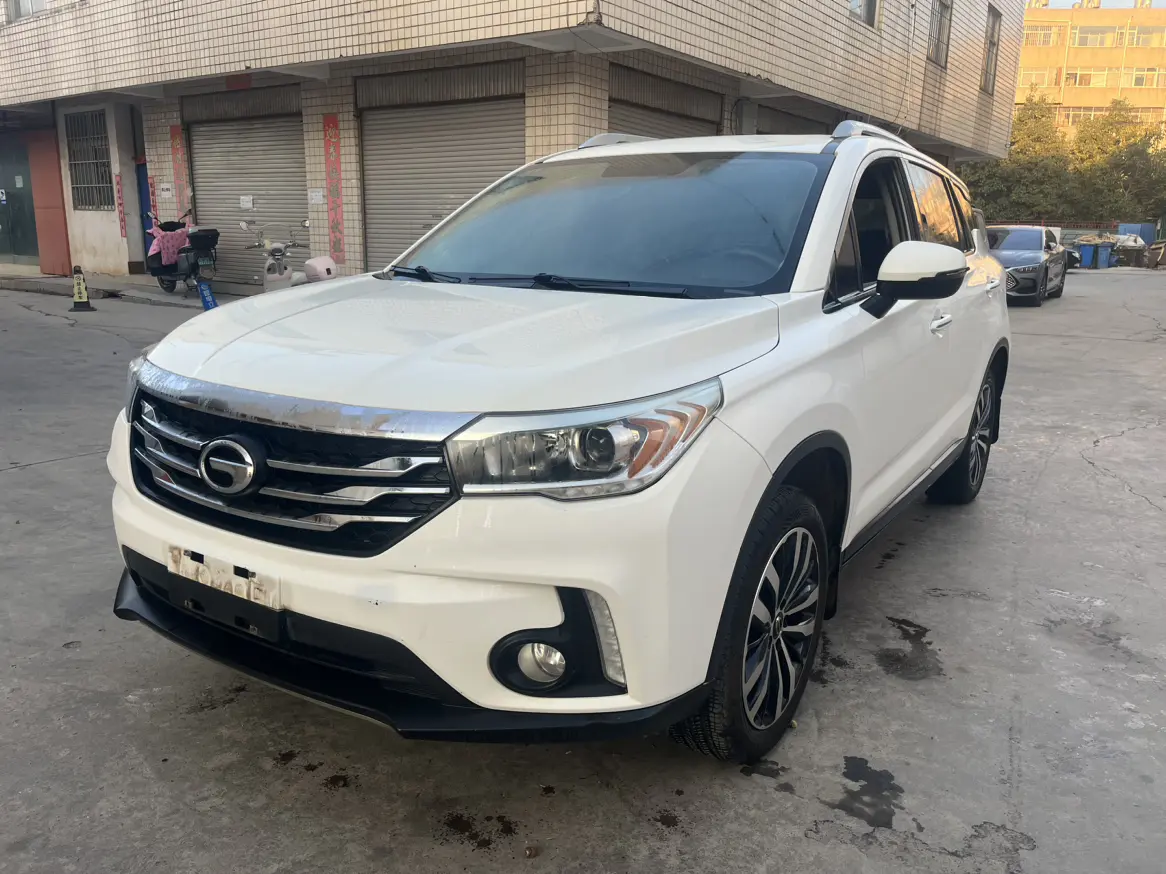 GAC Trumpchi GS4  из Китая