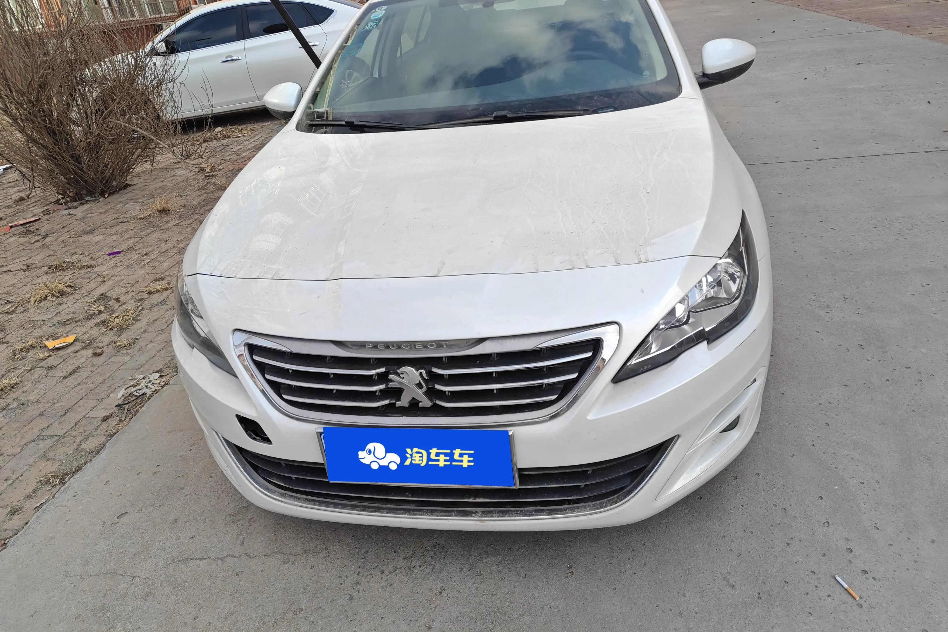 Peugeot 408