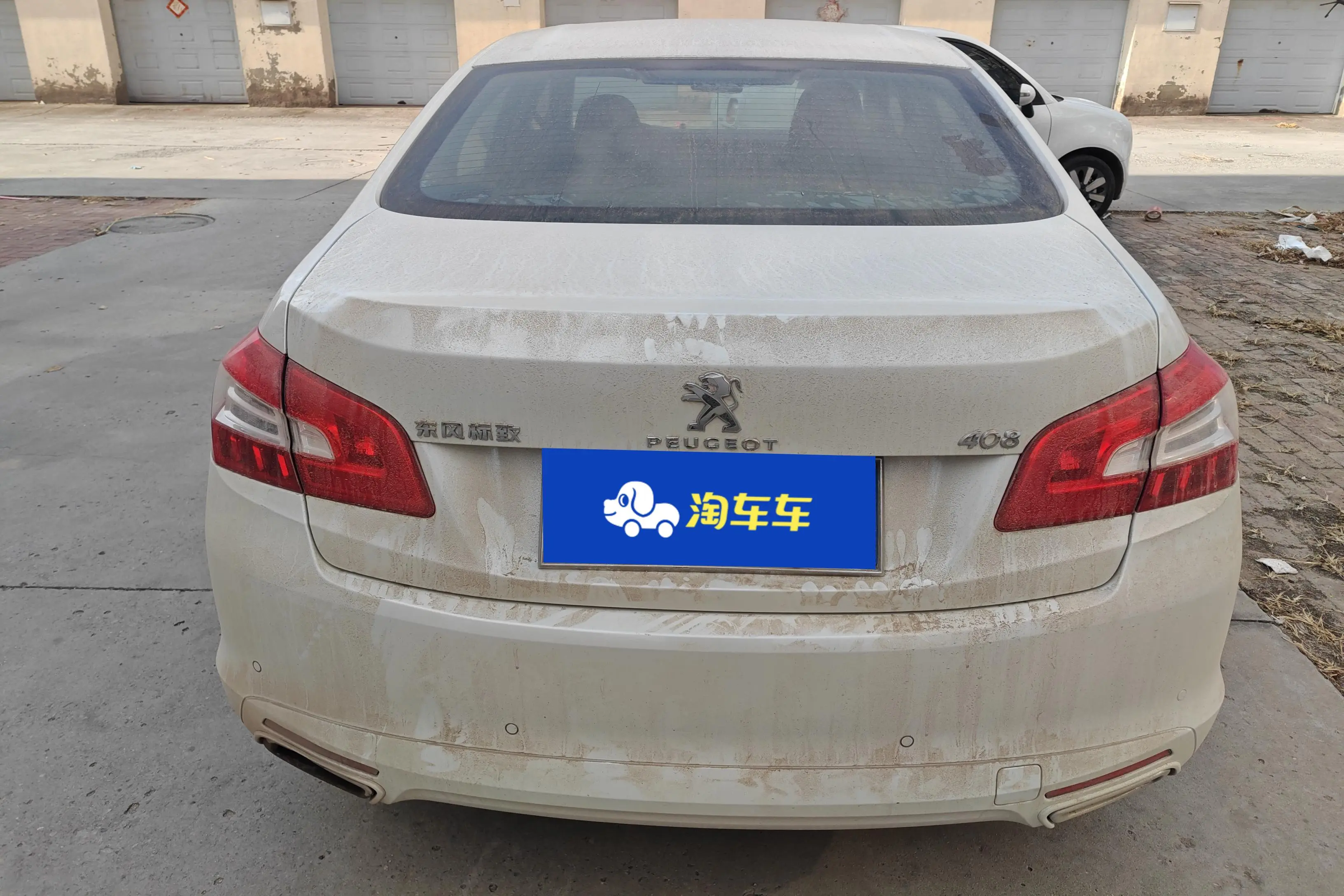 Peugeot 408
