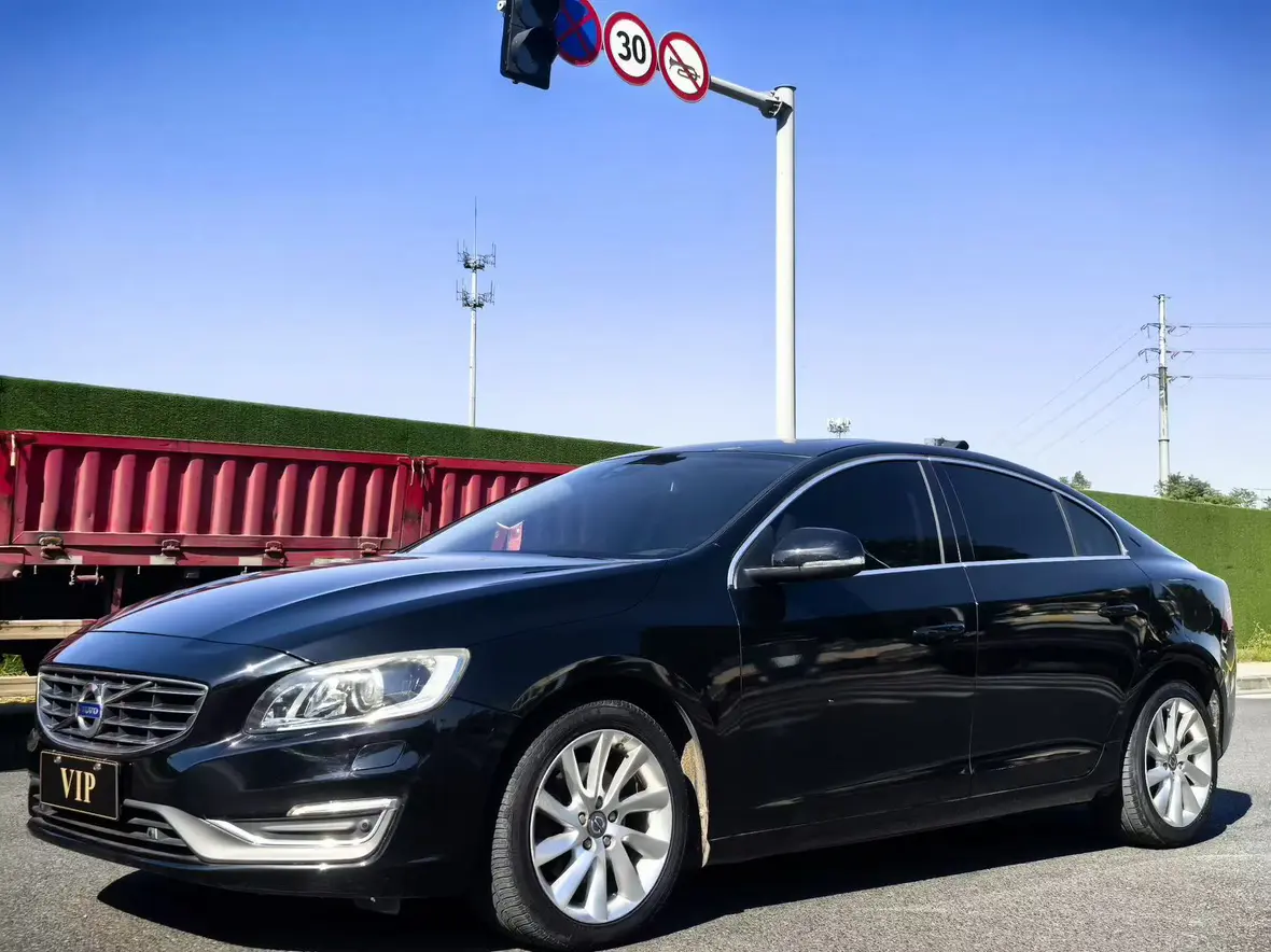 Volvo S60