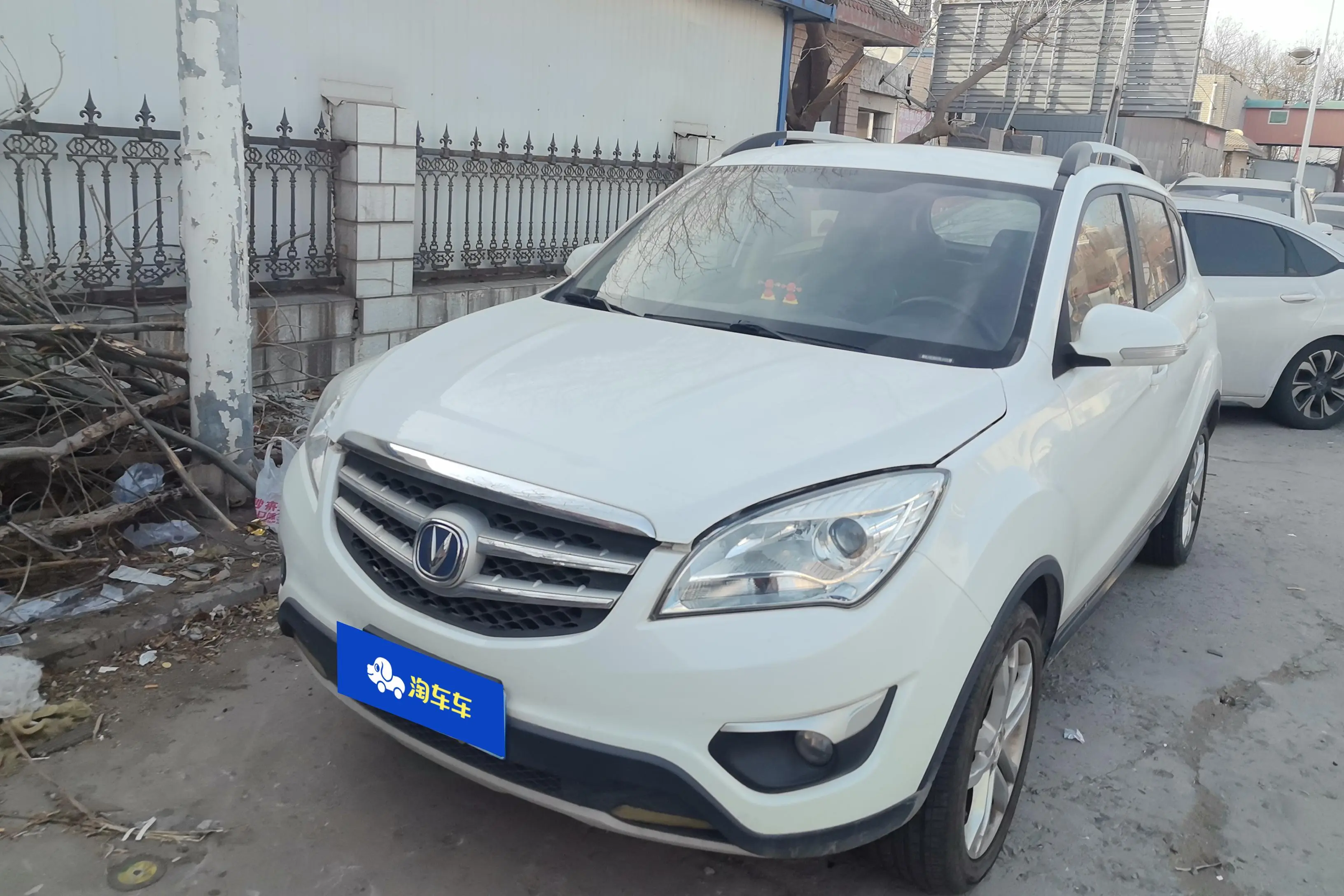 Changan CS35  из Китая