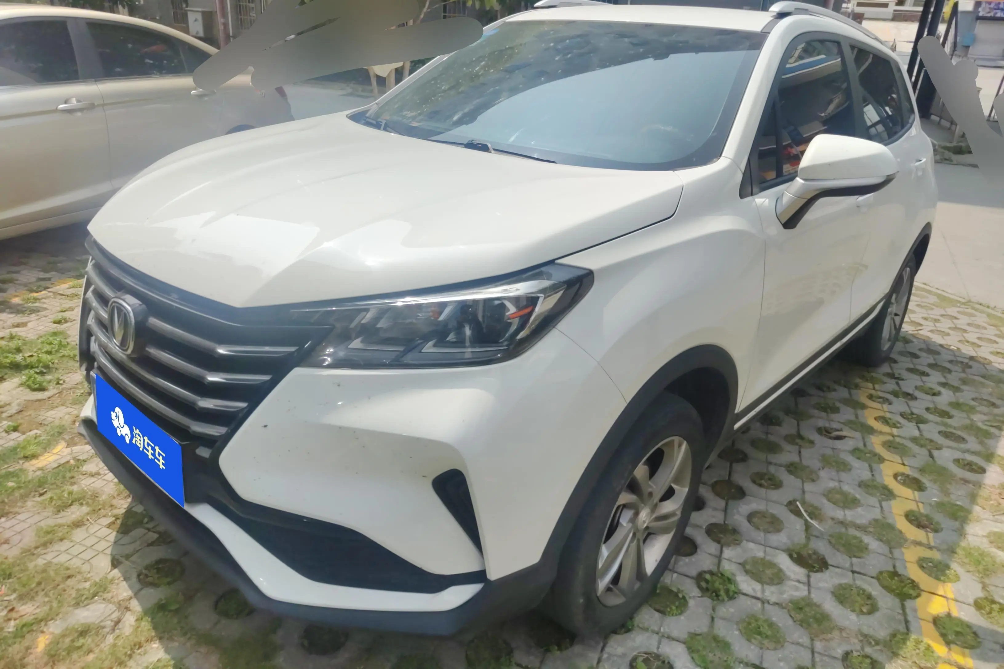 Changan CS15  из Китая