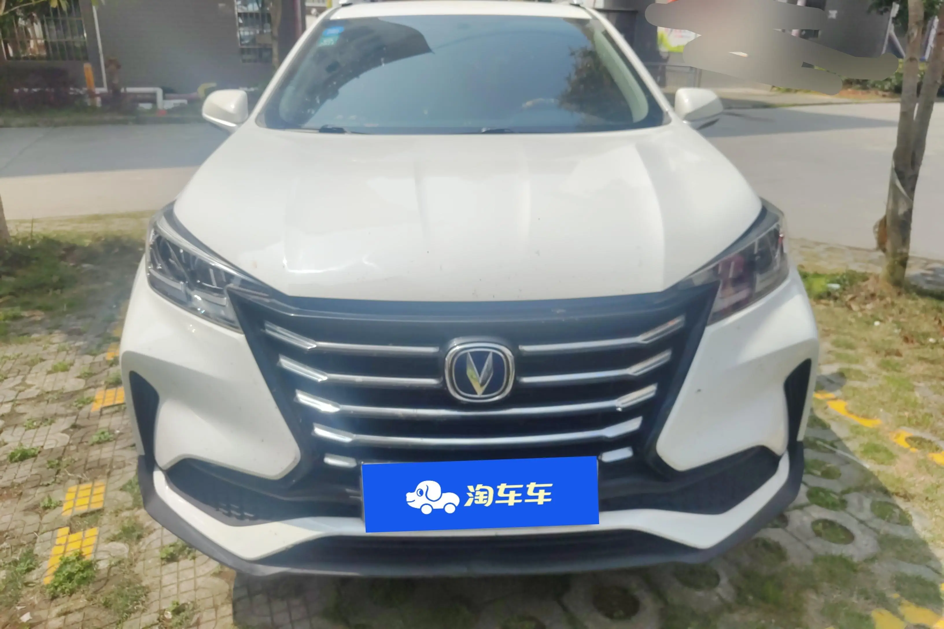 Changan CS15  из Китая