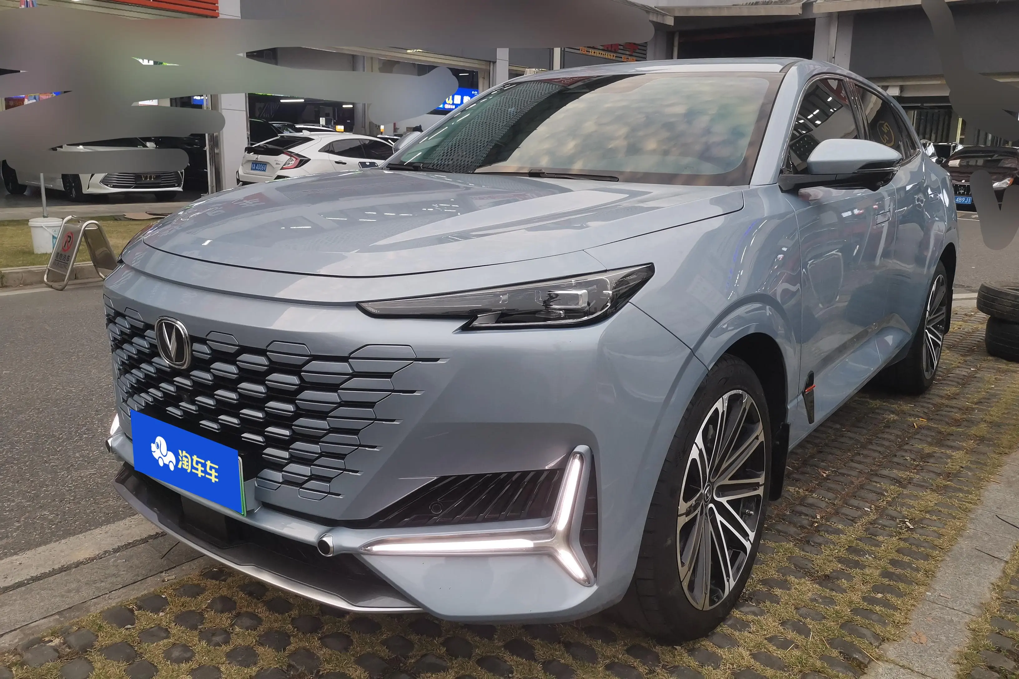 Changan UNI-K  из Китая