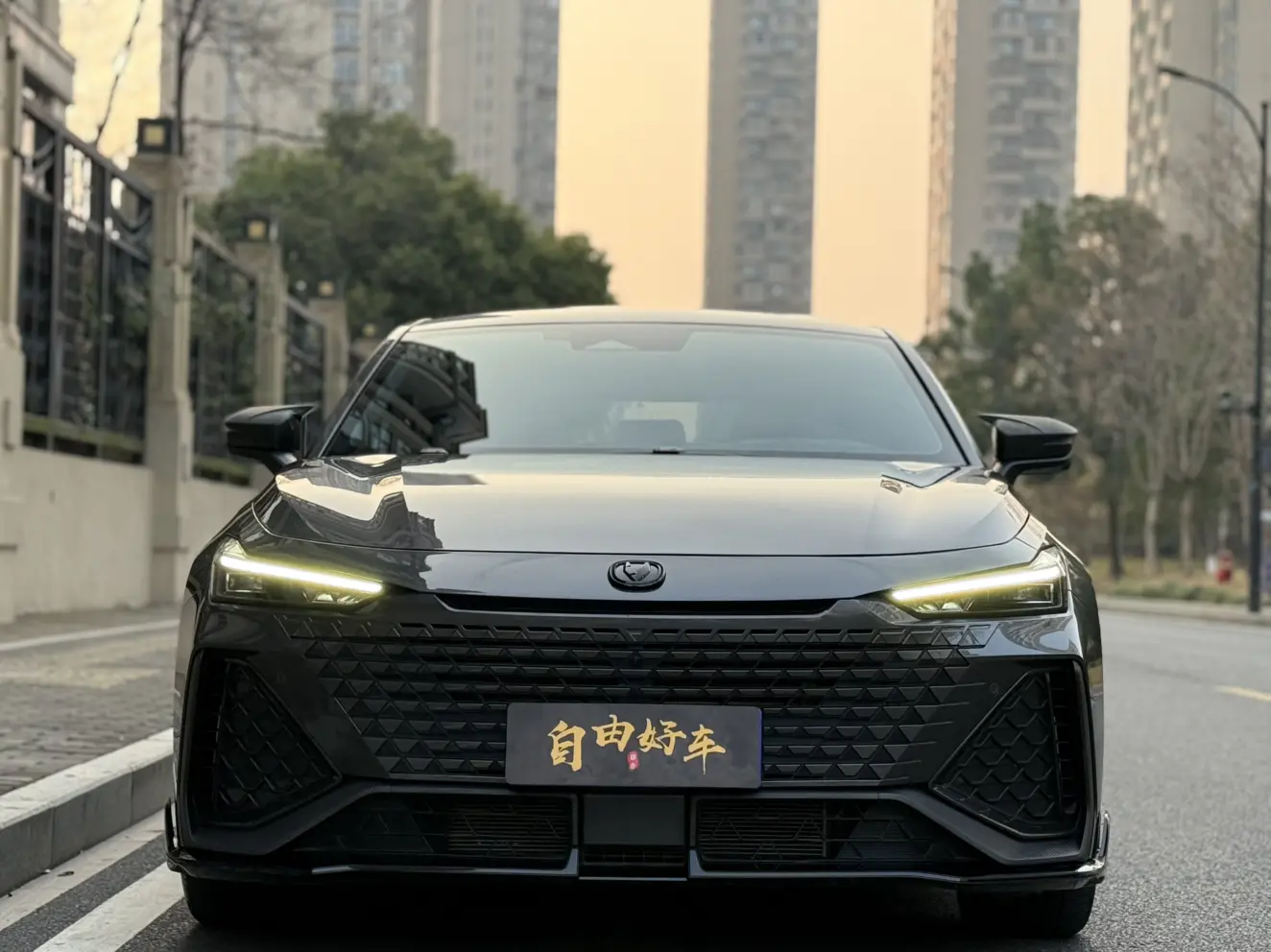 Changan UNI-V  из Китая