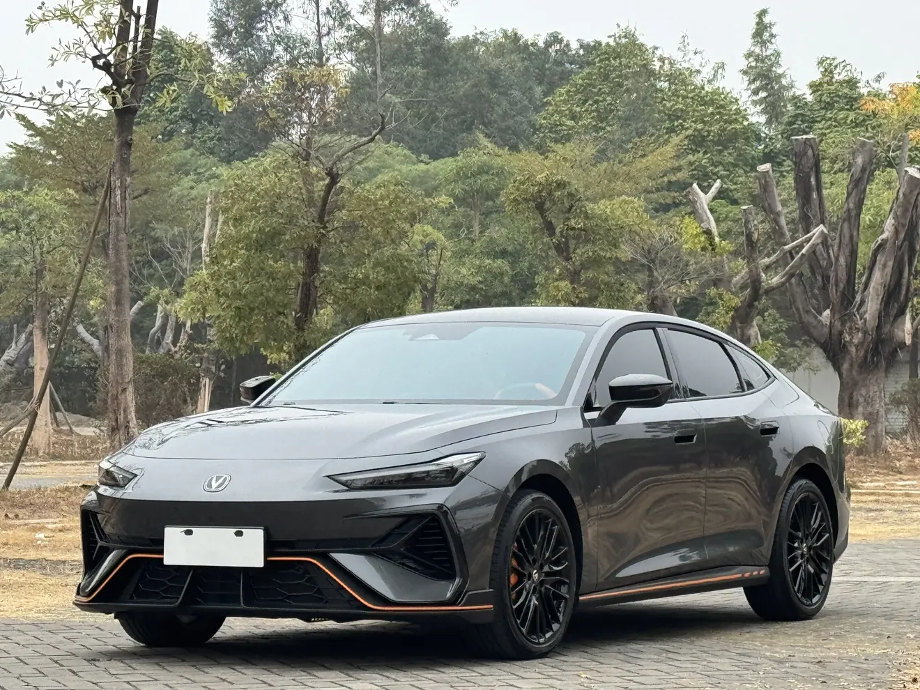 Changan UNI-V  из Китая