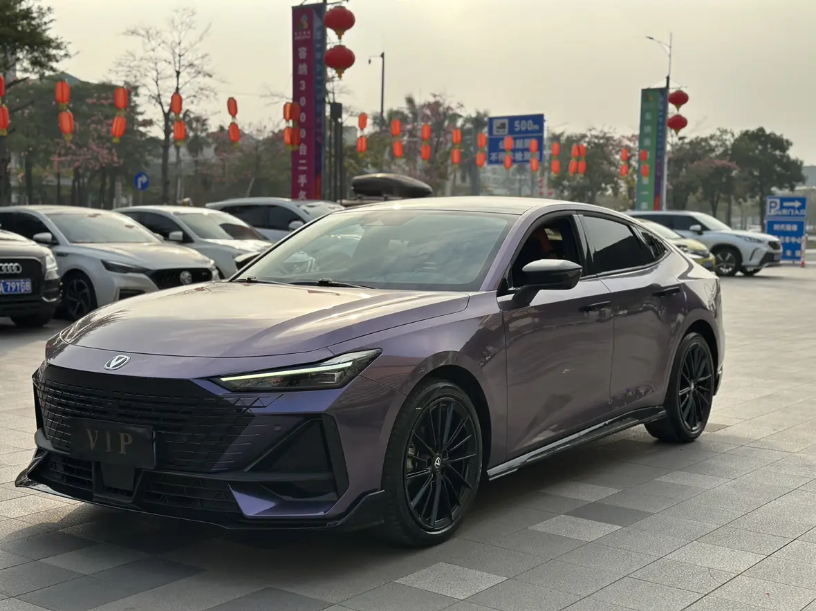 Changan UNI-V  из Китая