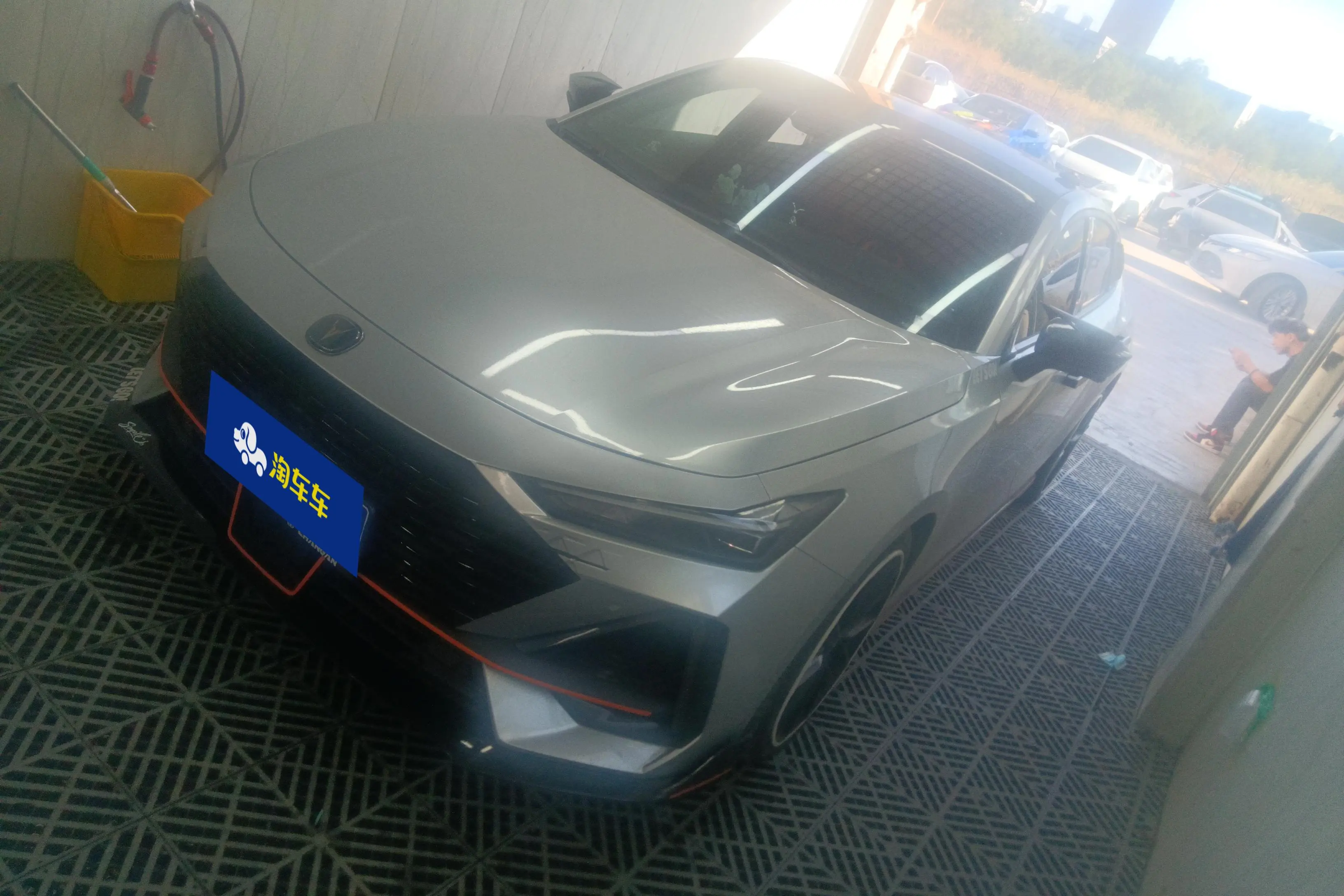 Changan UNI-V  из Китая