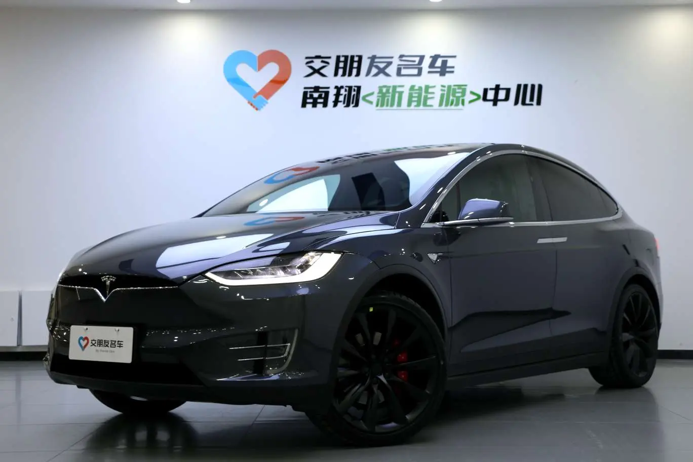 Tesla Model X  из Китая
