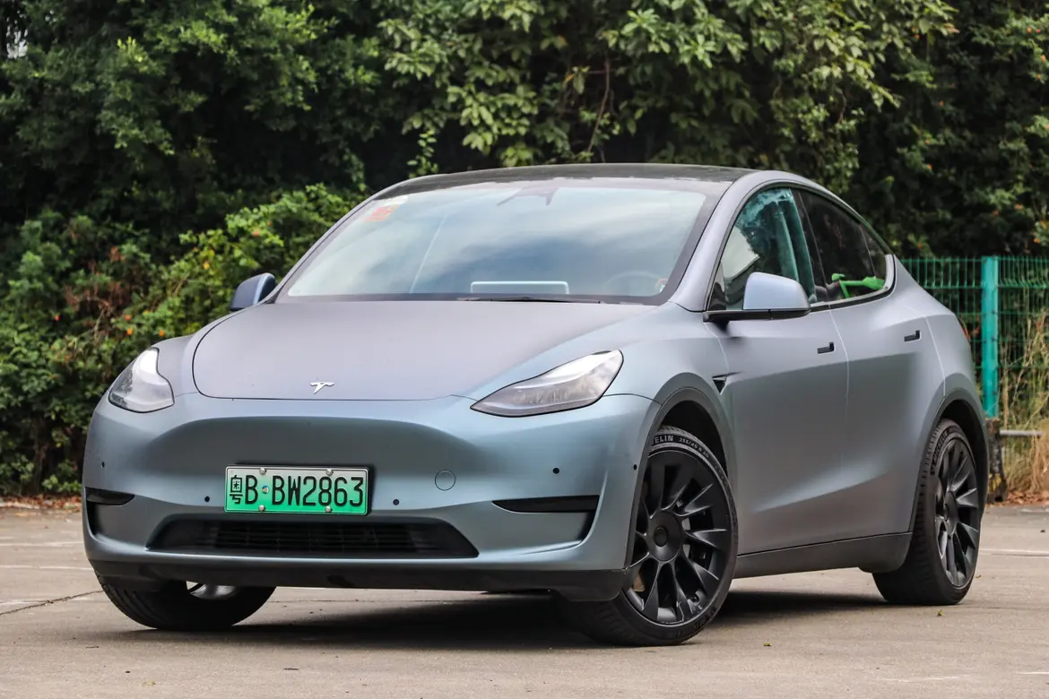 Tesla Model Y  из Китая