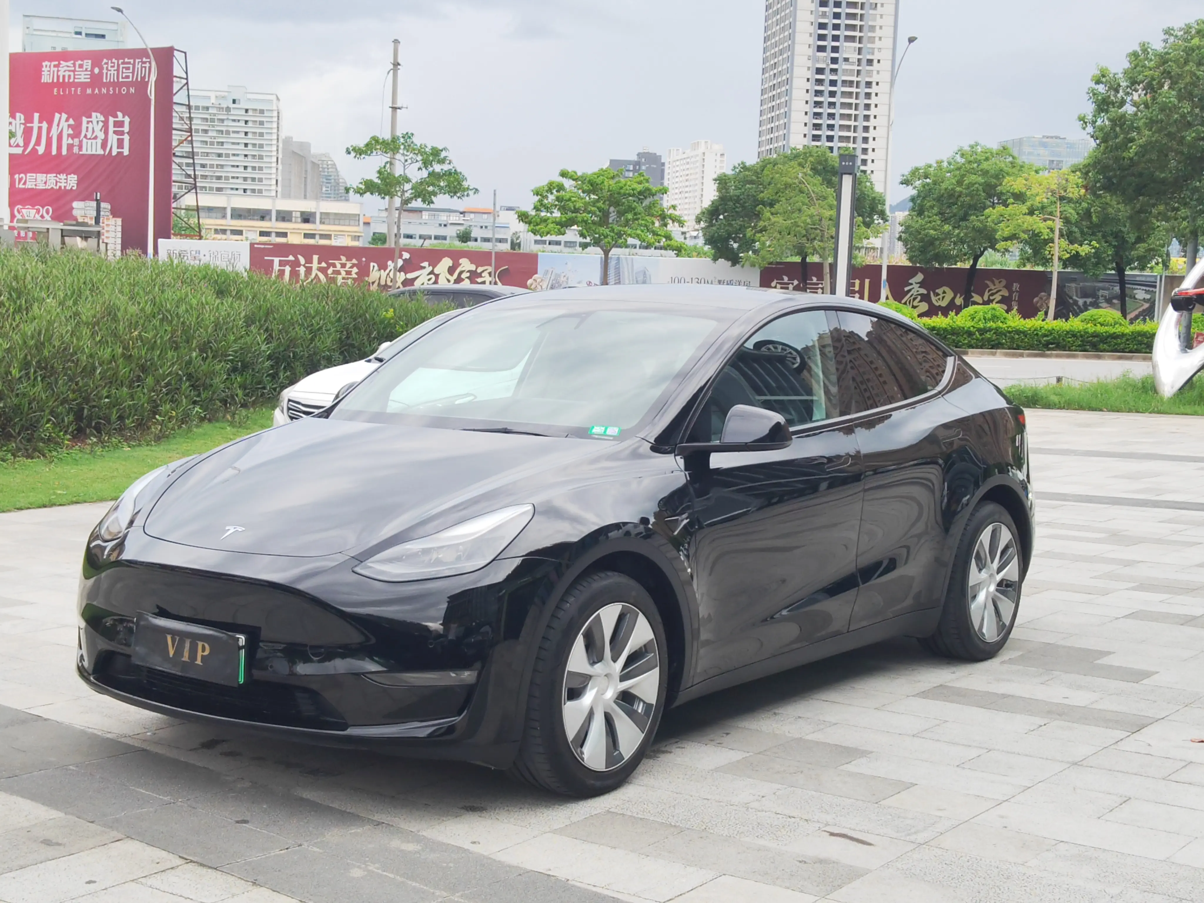 Tesla Model Y  из Китая