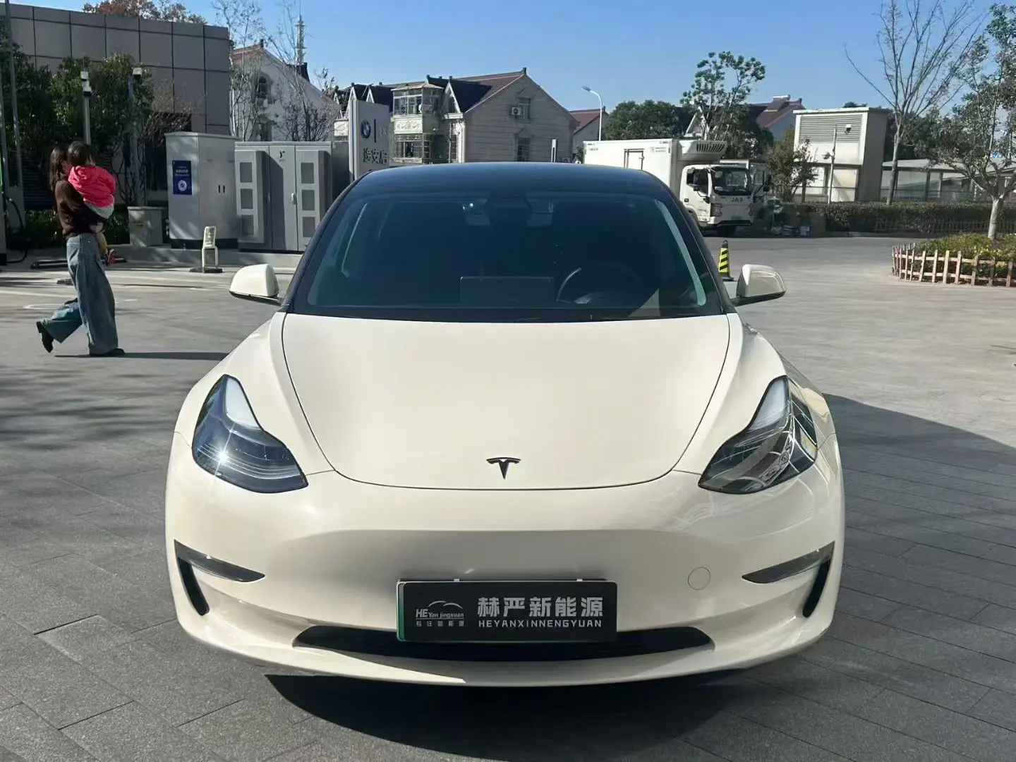 Tesla Model 3  из Китая