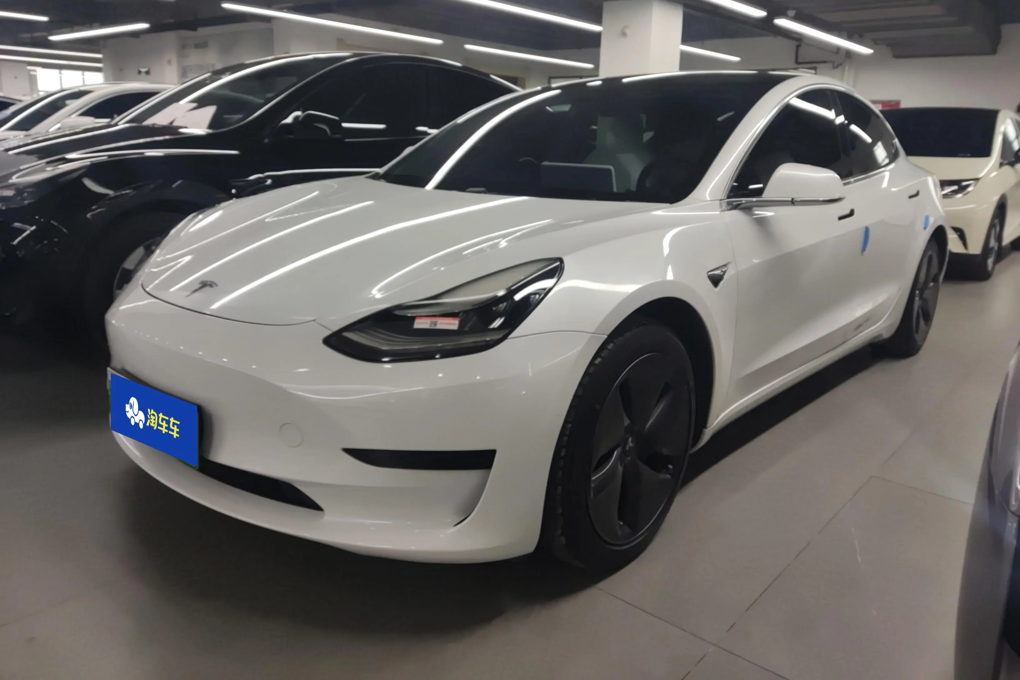 Tesla Model 3  из Китая