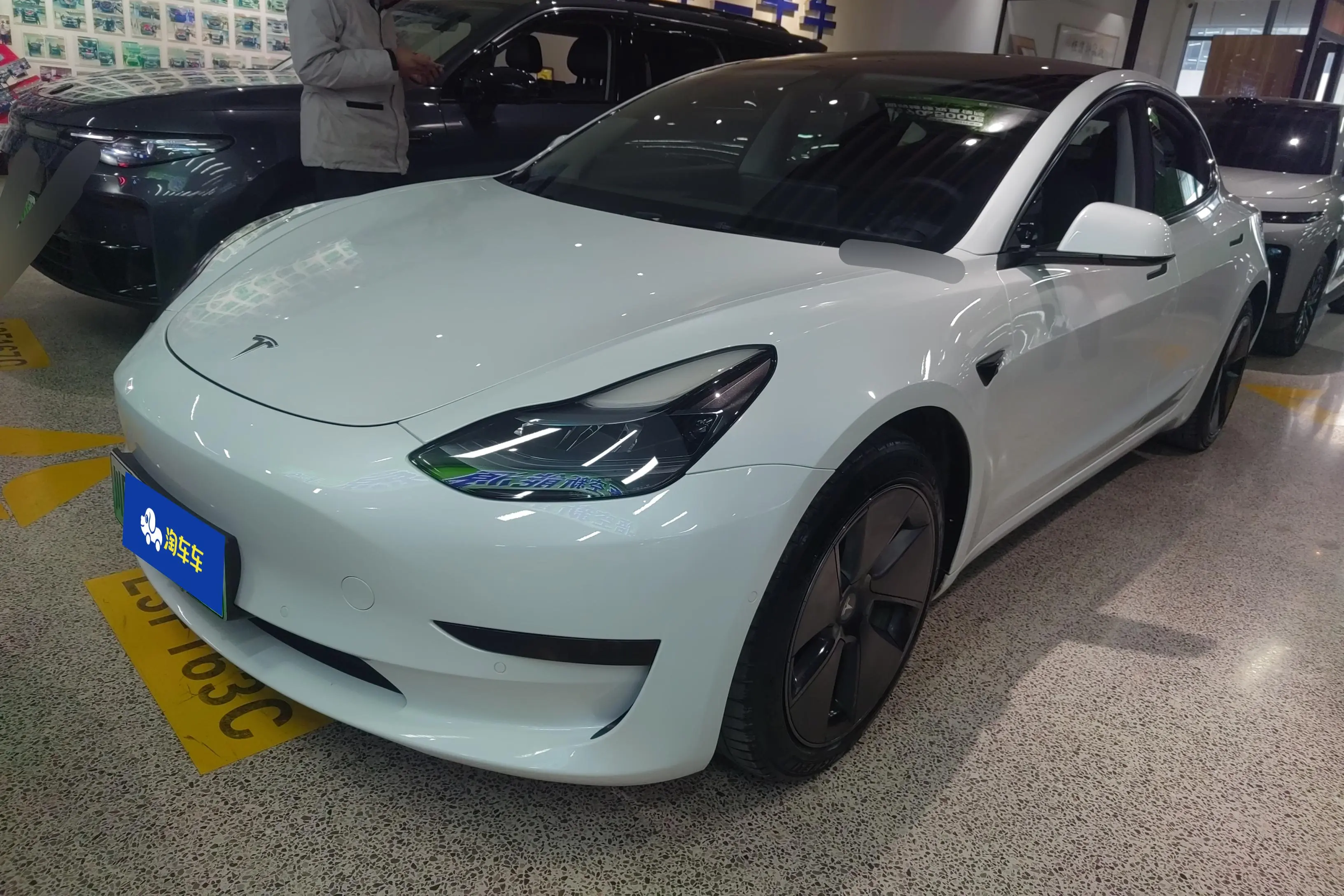 Tesla Model 3  из Китая