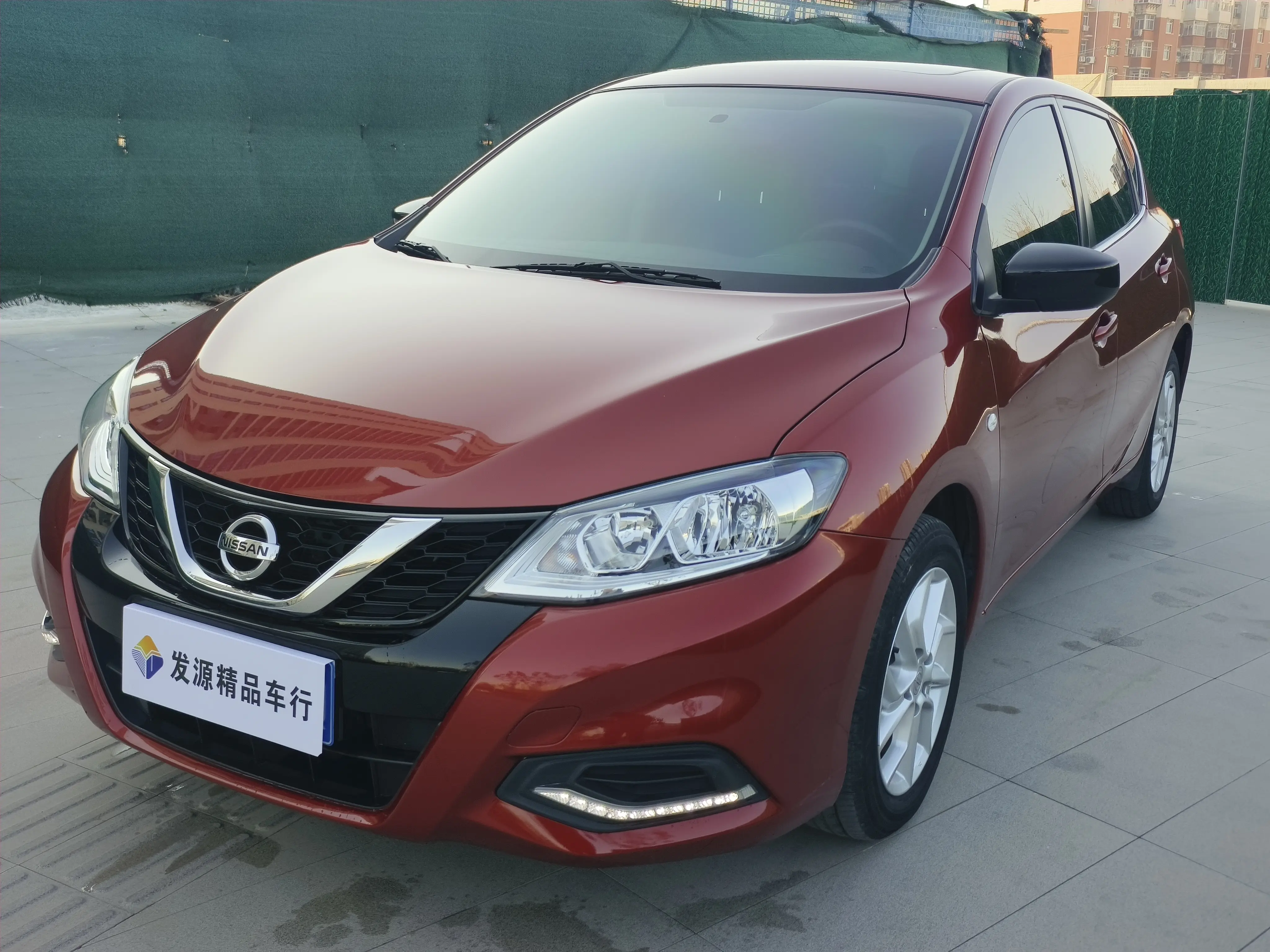 Nissan Tiida  из Китая